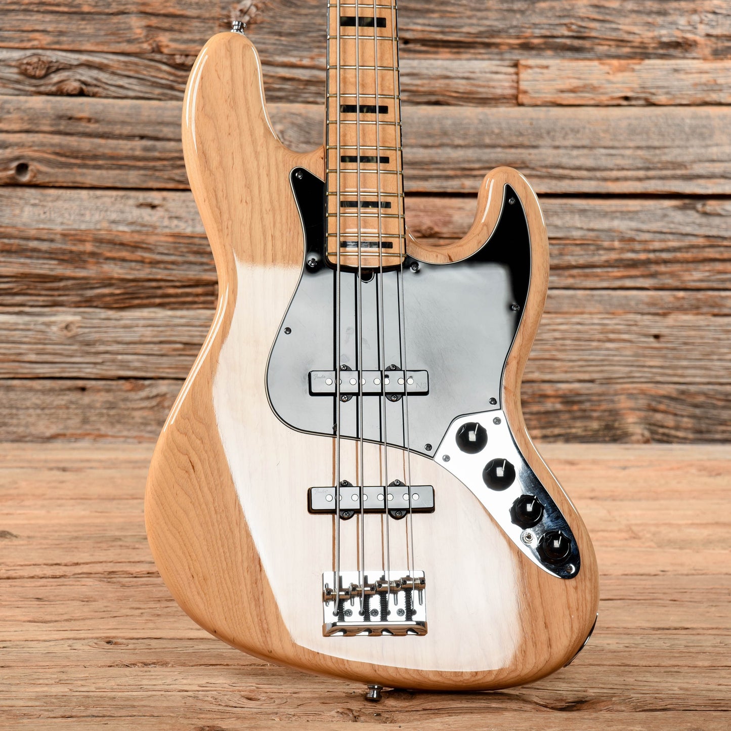 Fender American Deluxe Jazz Bass Natural 2011 Bass Guitars / 4-String