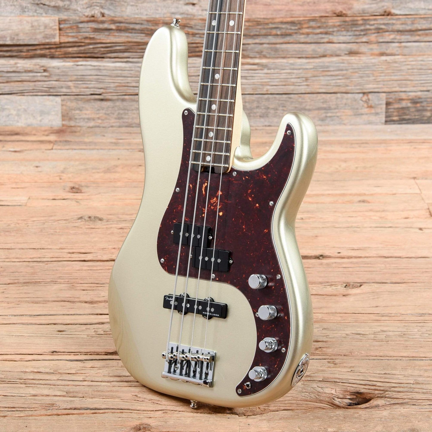 Fender American Elite Precision Bass Champagne 2018 Bass Guitars / 4-String