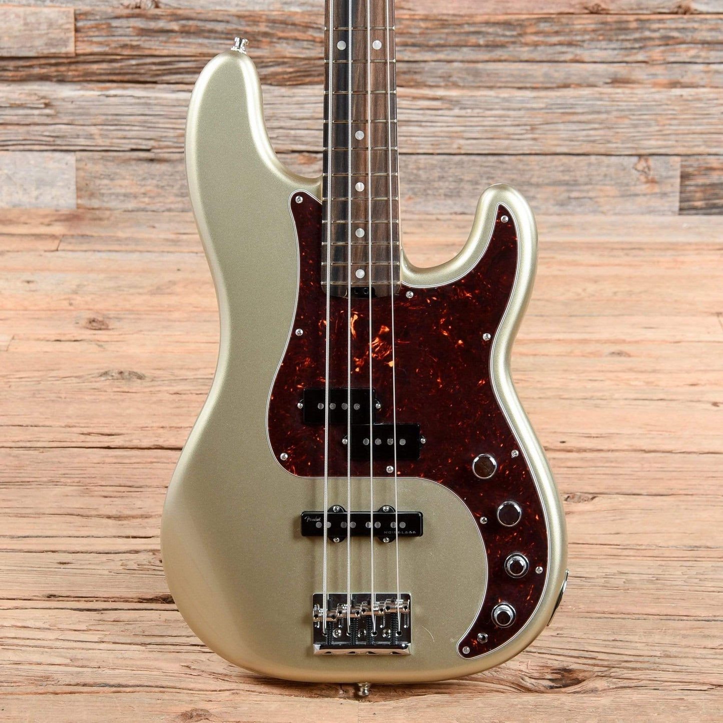 Fender American Elite Precision Bass Champagne 2018 Bass Guitars / 4-String