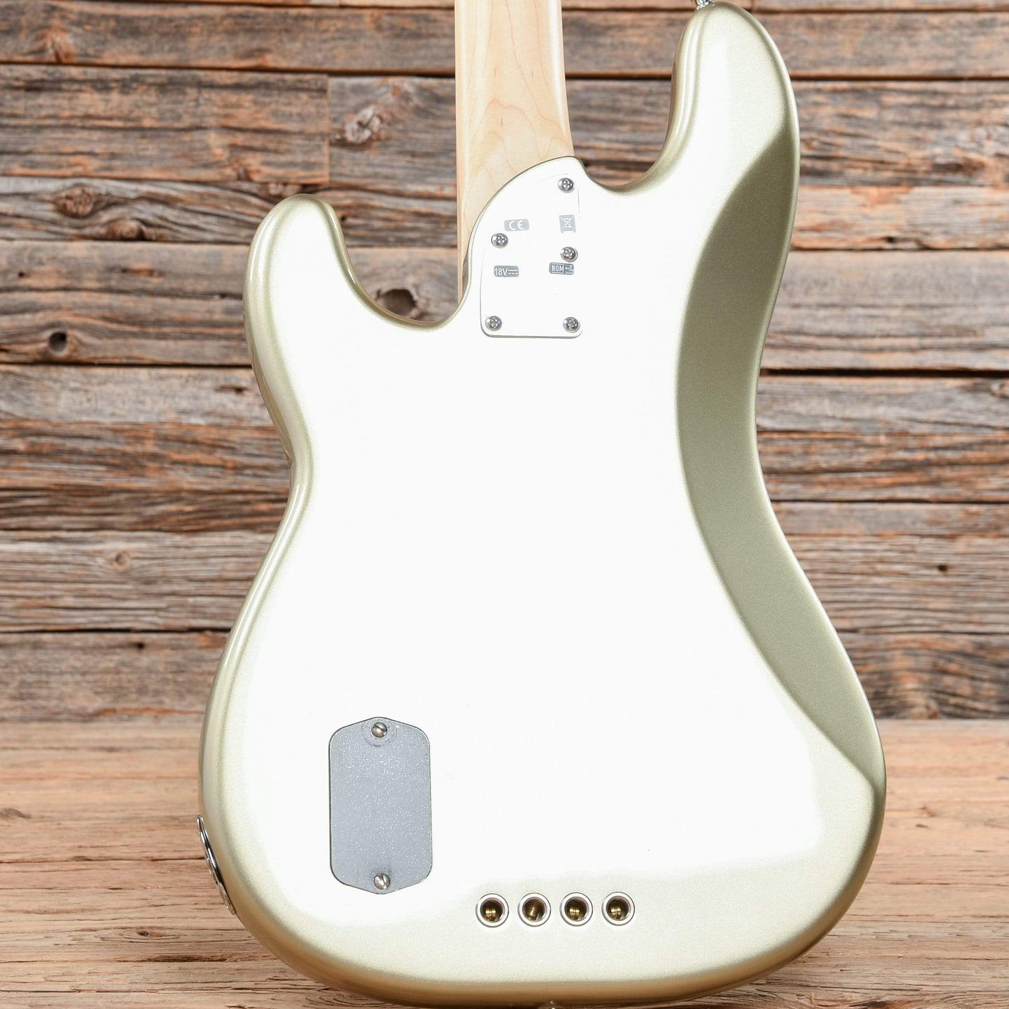 Fender American Elite Precision Bass Champagne 2018 Bass Guitars / 4-String