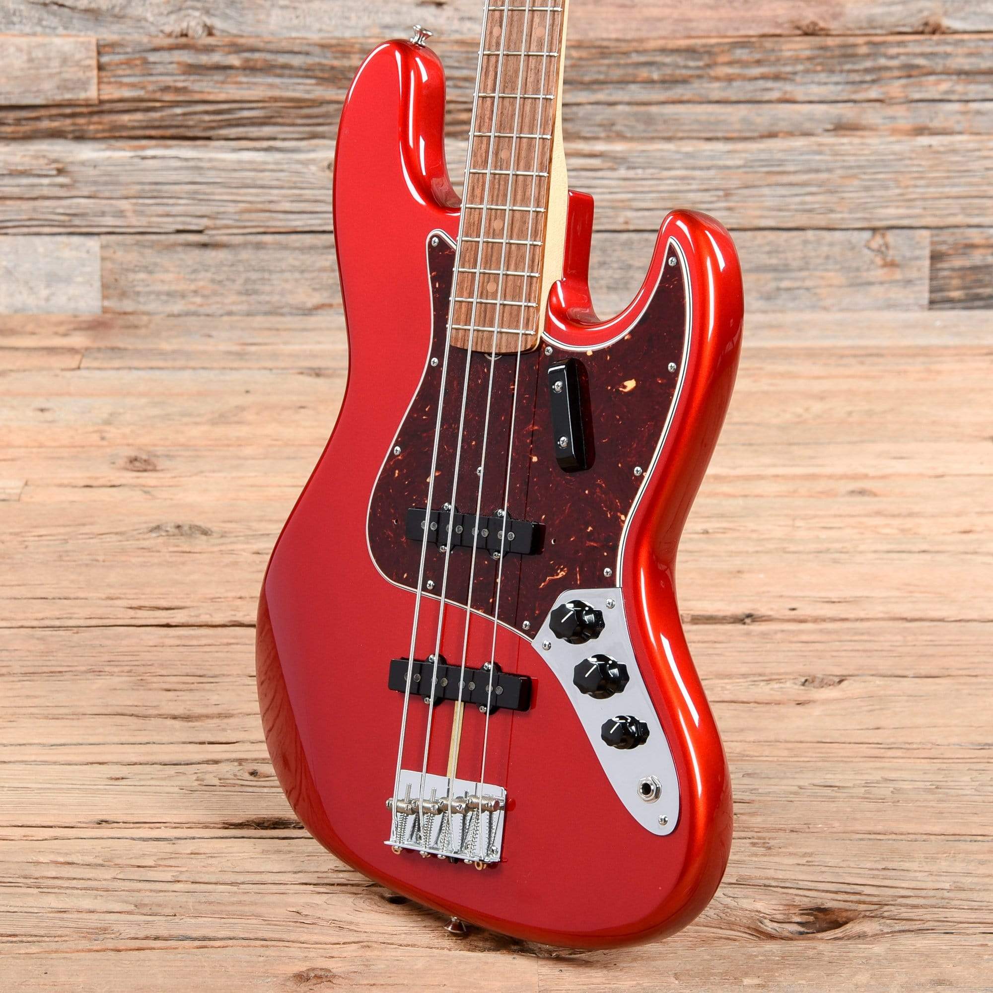 Fender American Original '60s Jazz Bass Candy Apple Red 2018 Bass Guitars / 4-String