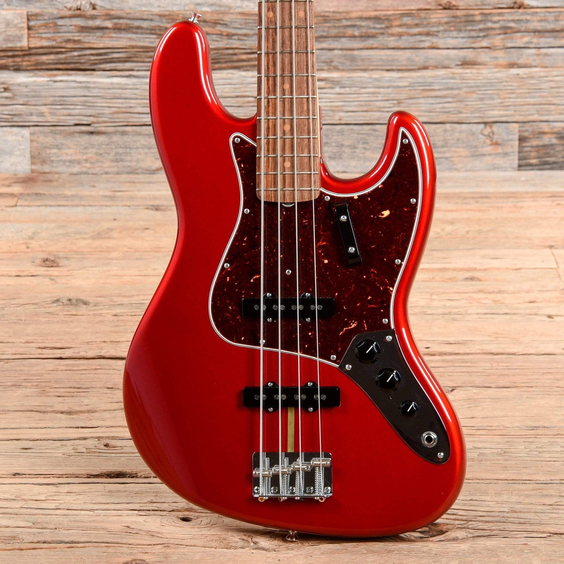 Fender American Original '60s Jazz Bass Candy Apple Red 2018 Bass Guitars / 4-String