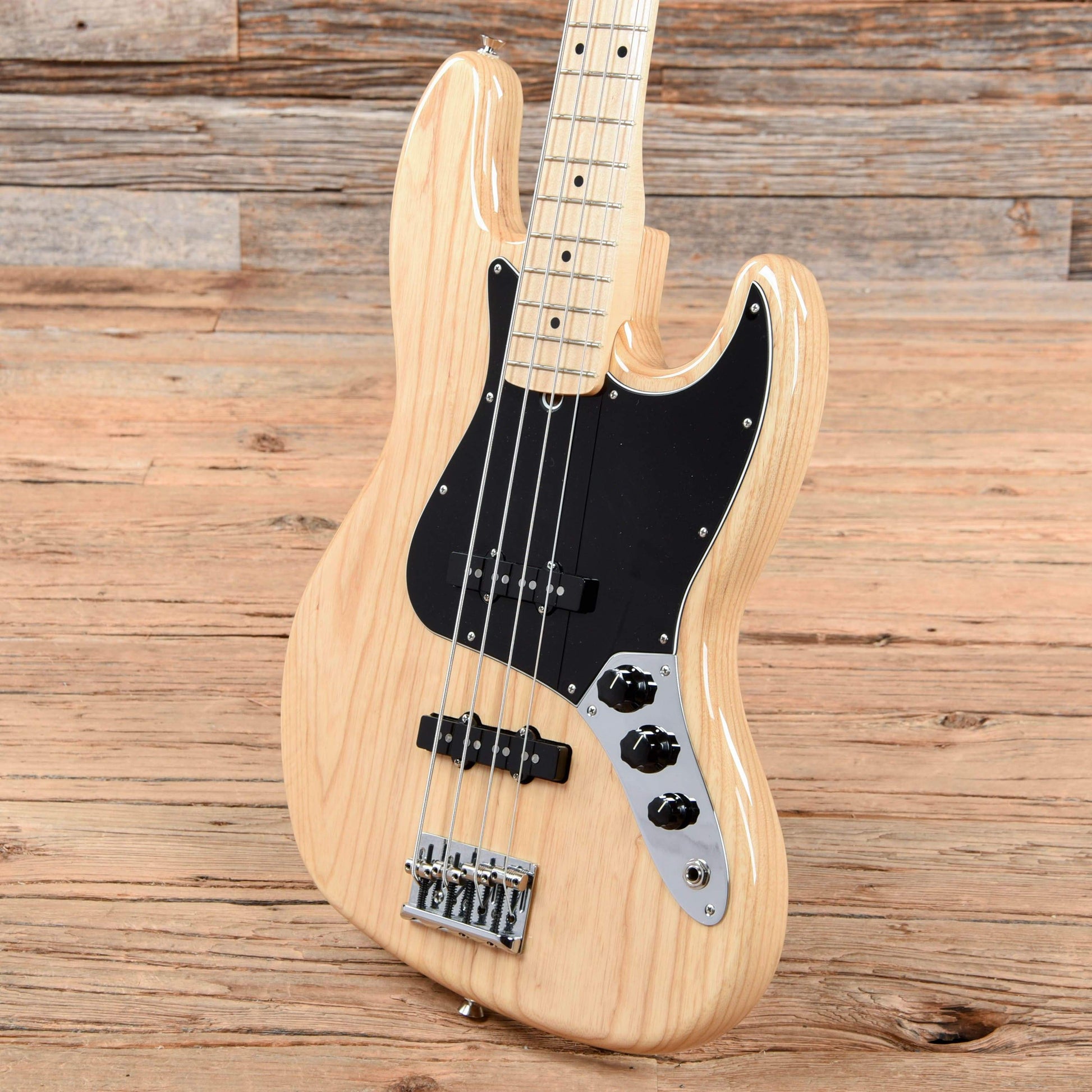 Fender American Pro Jazz Bass Natural 2018 Bass Guitars / 4-String