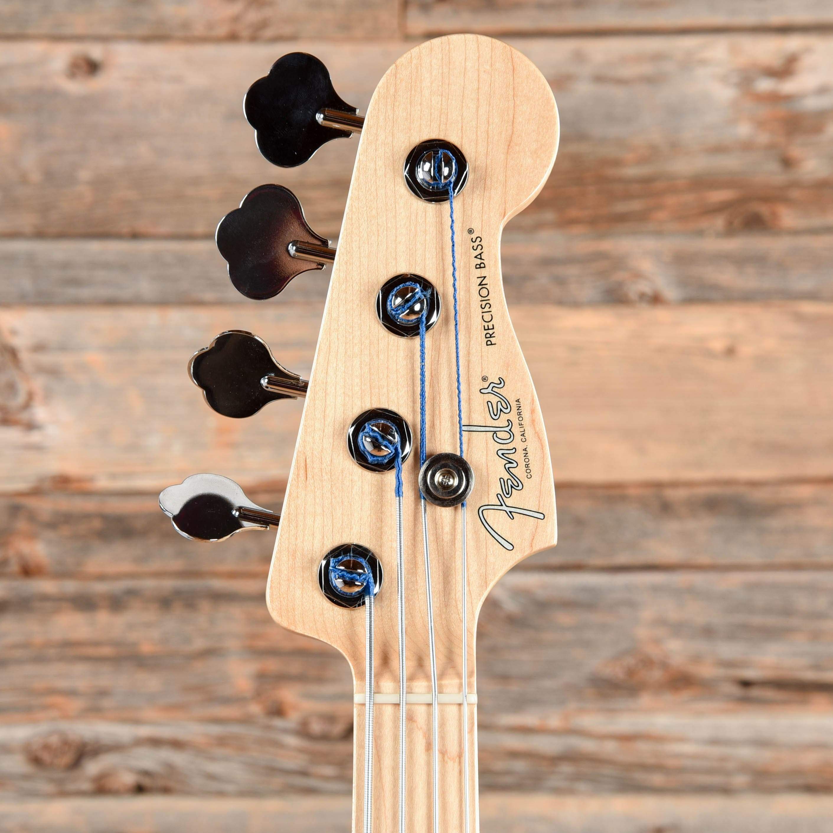 Fender American Pro Precision Bass Olympic White 2020 – Chicago