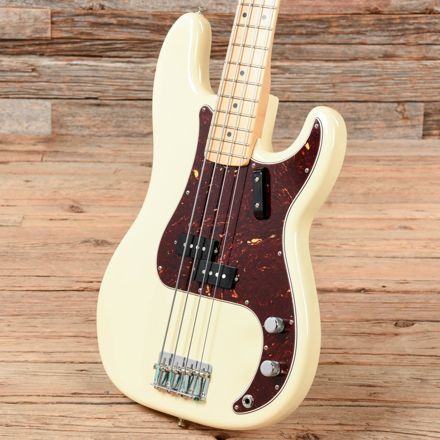 Fender American Special Precision Bass Olympic White 2010 Bass Guitars / 4-String