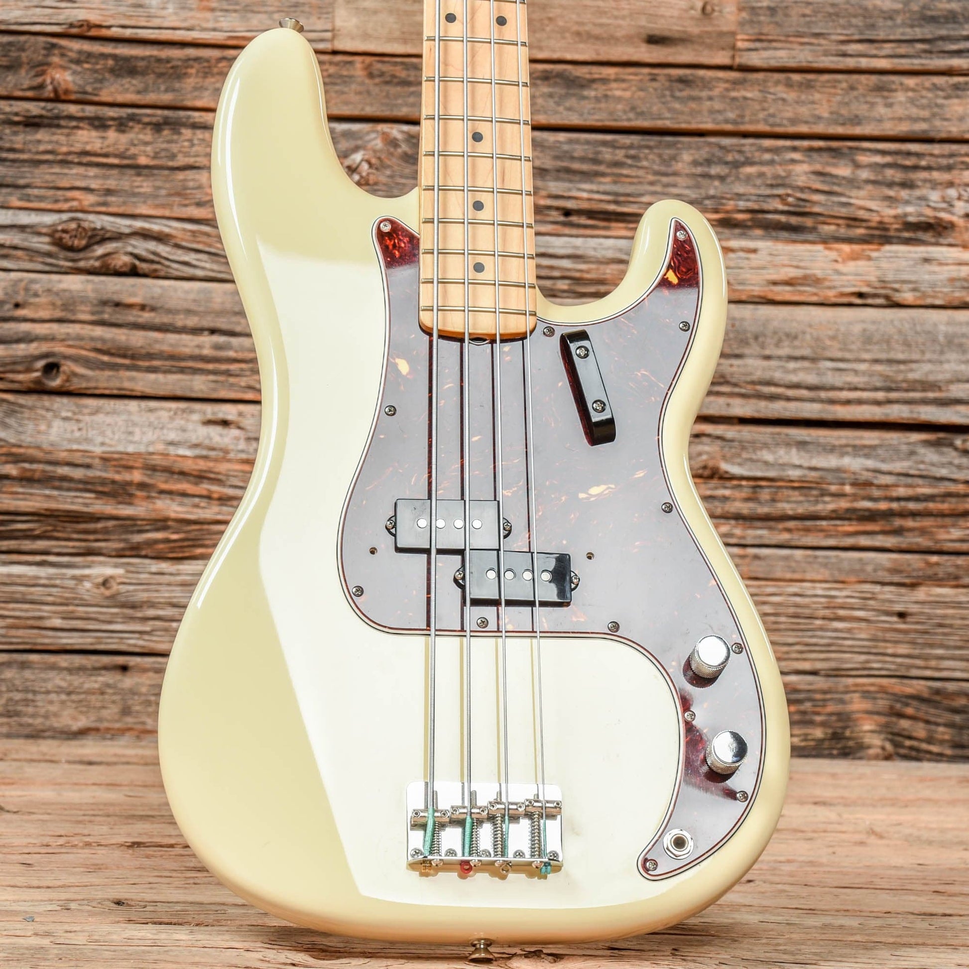 Fender American Special Precision Bass Olympic White 2010 Bass Guitars / 4-String