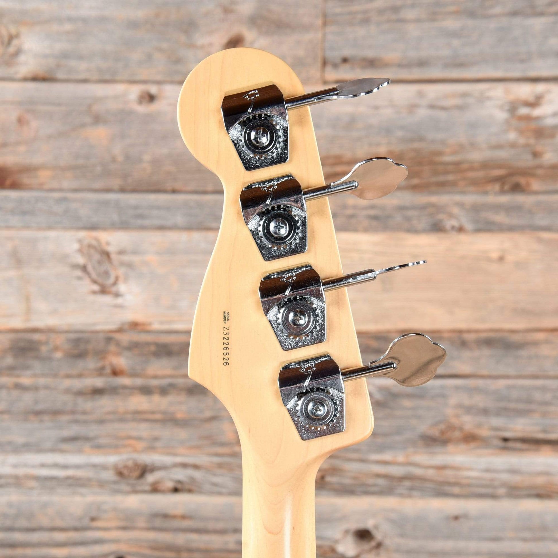 Fender American Standard Jazz Bass w/S1 Switch Sunburst 2004 Bass Guitars / 4-String