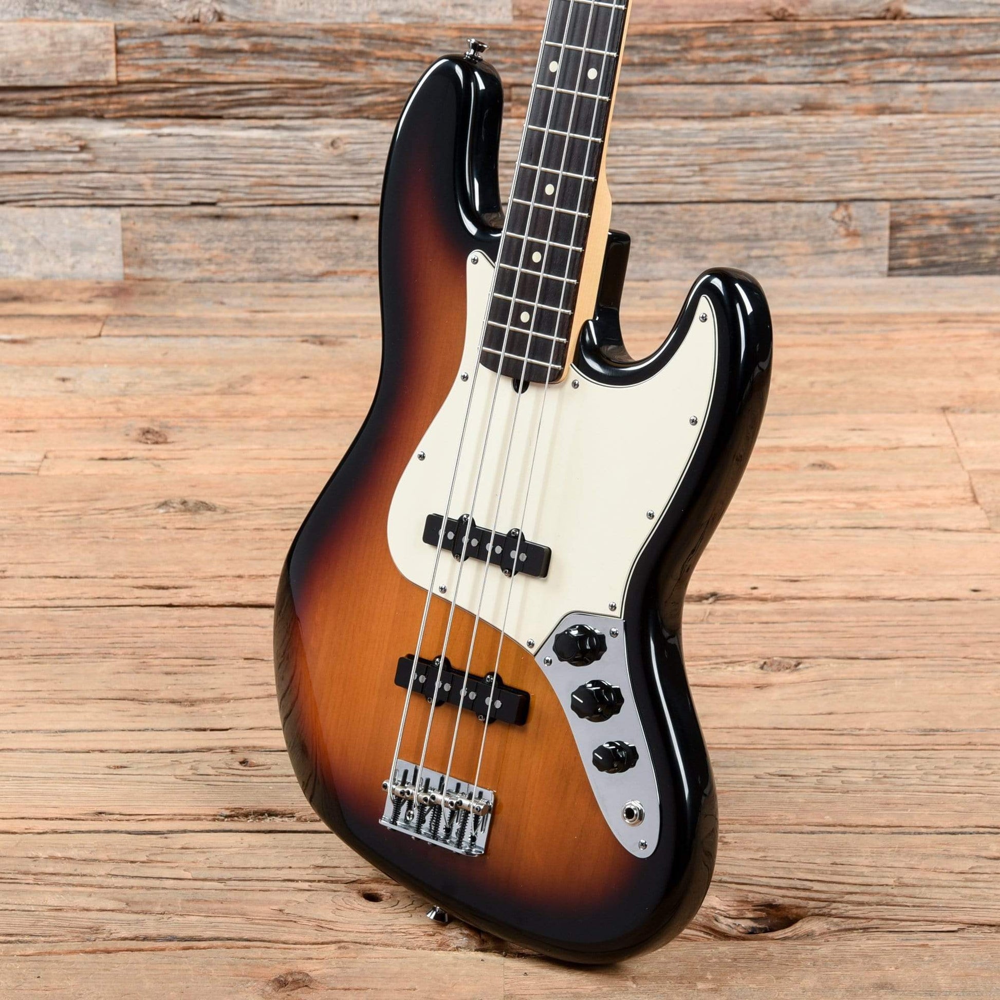 Fender American Standard Jazz Bass w/S1 Switch Sunburst 2004 Bass Guitars / 4-String