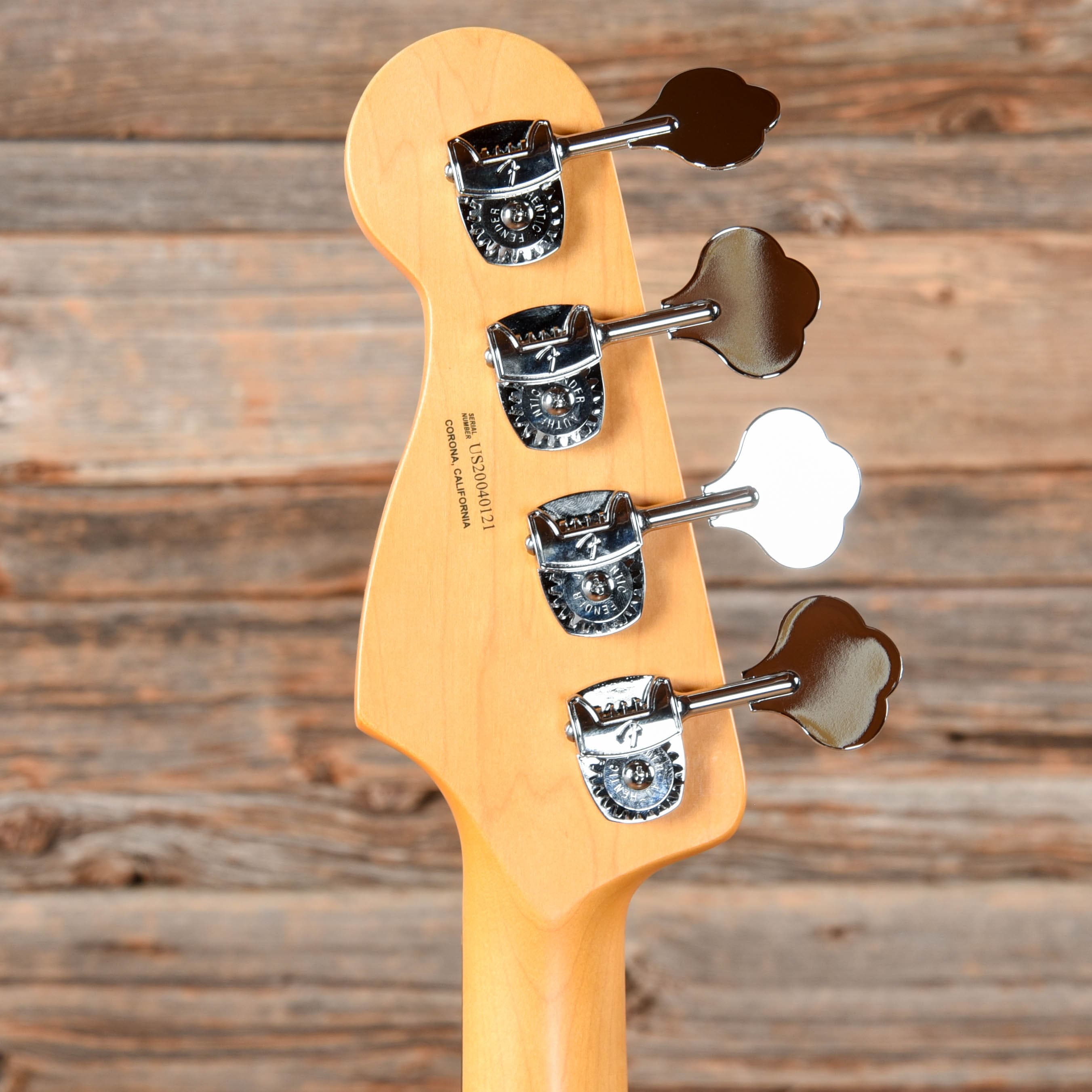 Fender American Ultra Precision Bass Ultraburst – Chicago Music