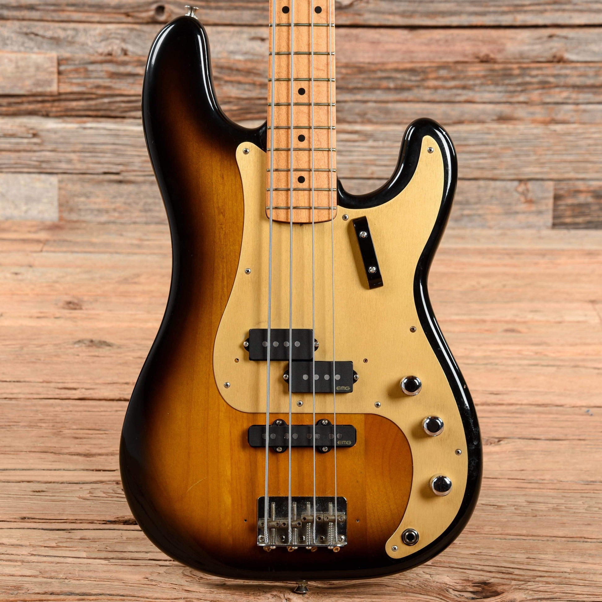 Fender American Vintage '57 Precision Bass Sunburst 1983 Bass Guitars / 4-String