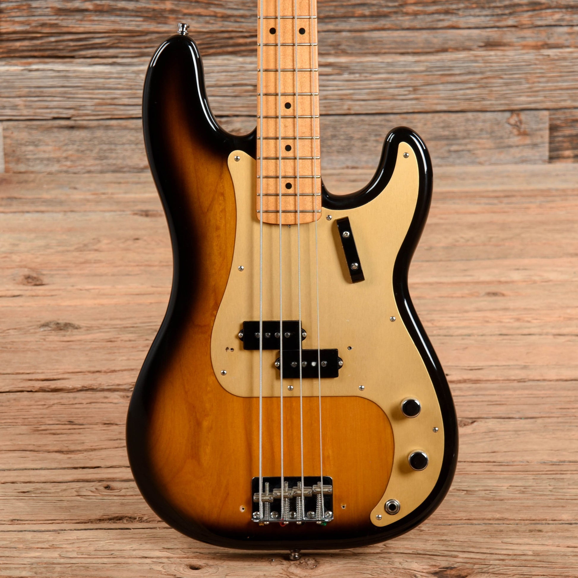 Fender American Vintage '57 Precision Bass Sunburst Bass Guitars / 4-String