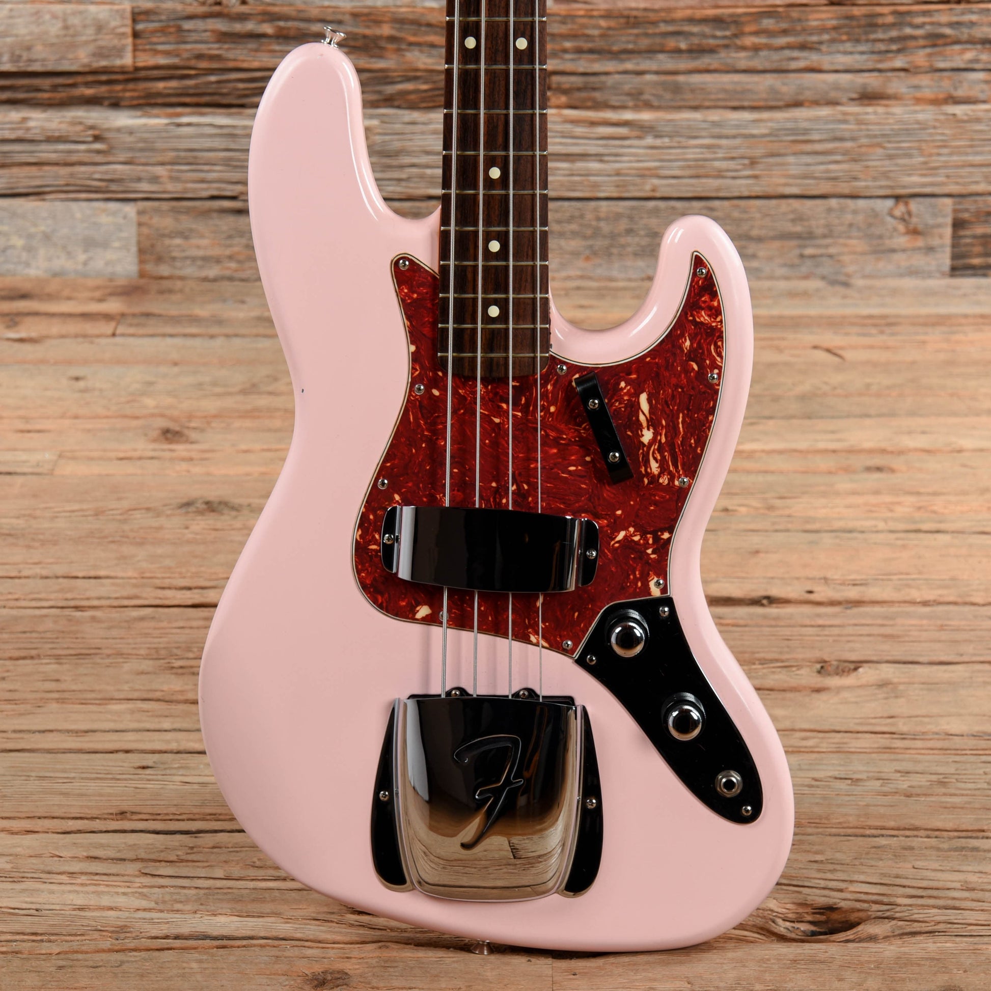 Fender American Vintage '62 Jazz Bass Shell Pink Refin 2005 Bass Guitars / 4-String