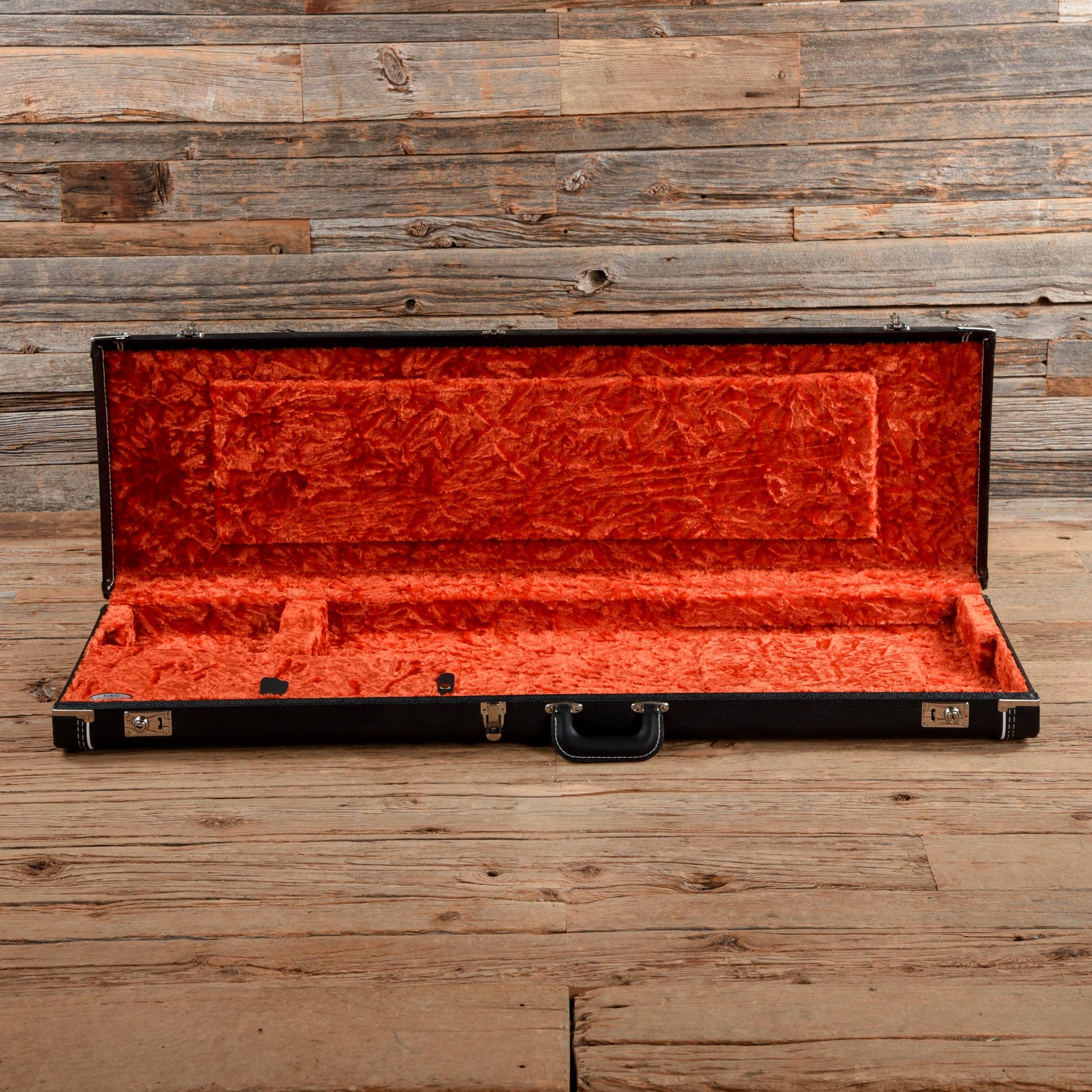 Fender American Vintage '62 Jazz Bass Shell Pink Refin 2005 Bass Guitars / 4-String