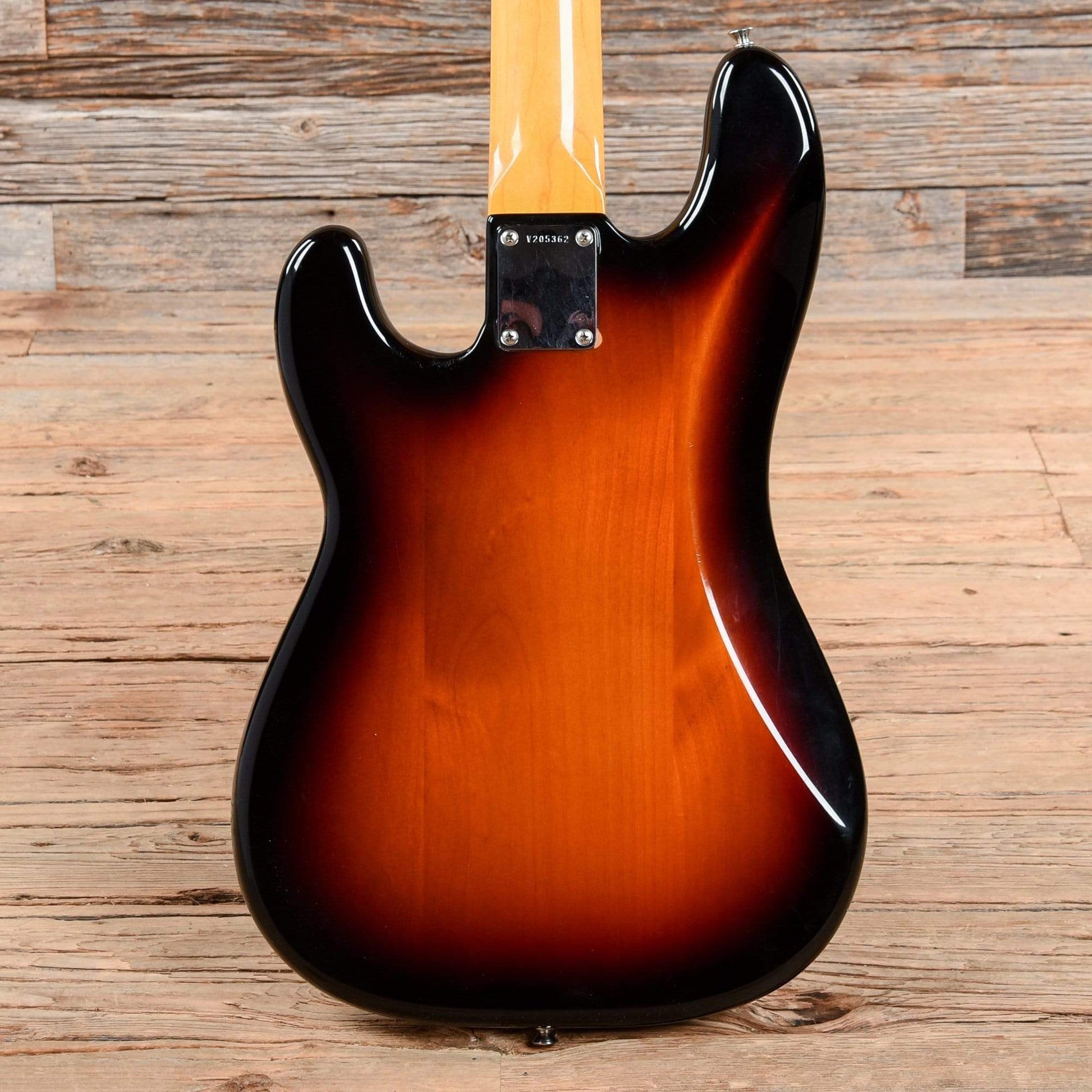 Fender American Vintage '62 Precision Bass 3-Tone Sunburst 2012 Bass Guitars / 4-String