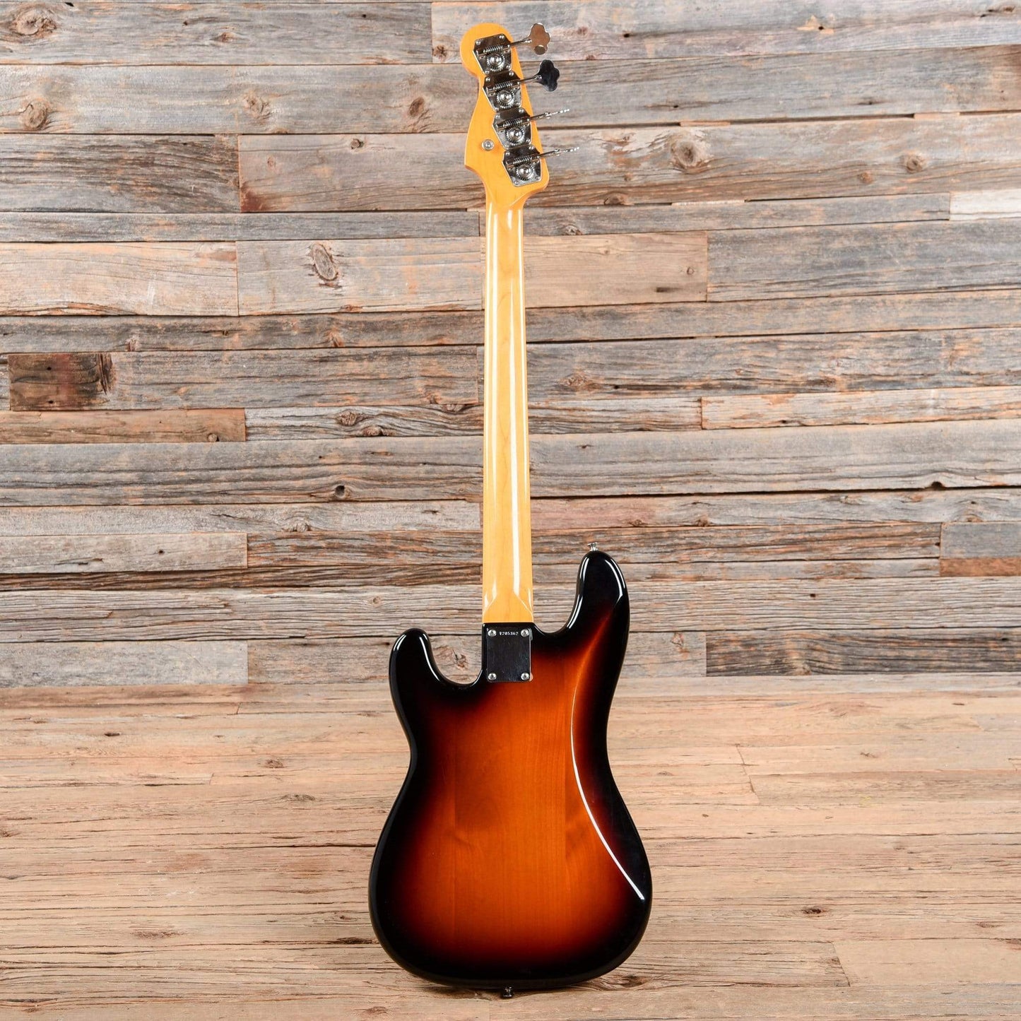 Fender American Vintage '62 Precision Bass 3-Tone Sunburst 2012 Bass Guitars / 4-String