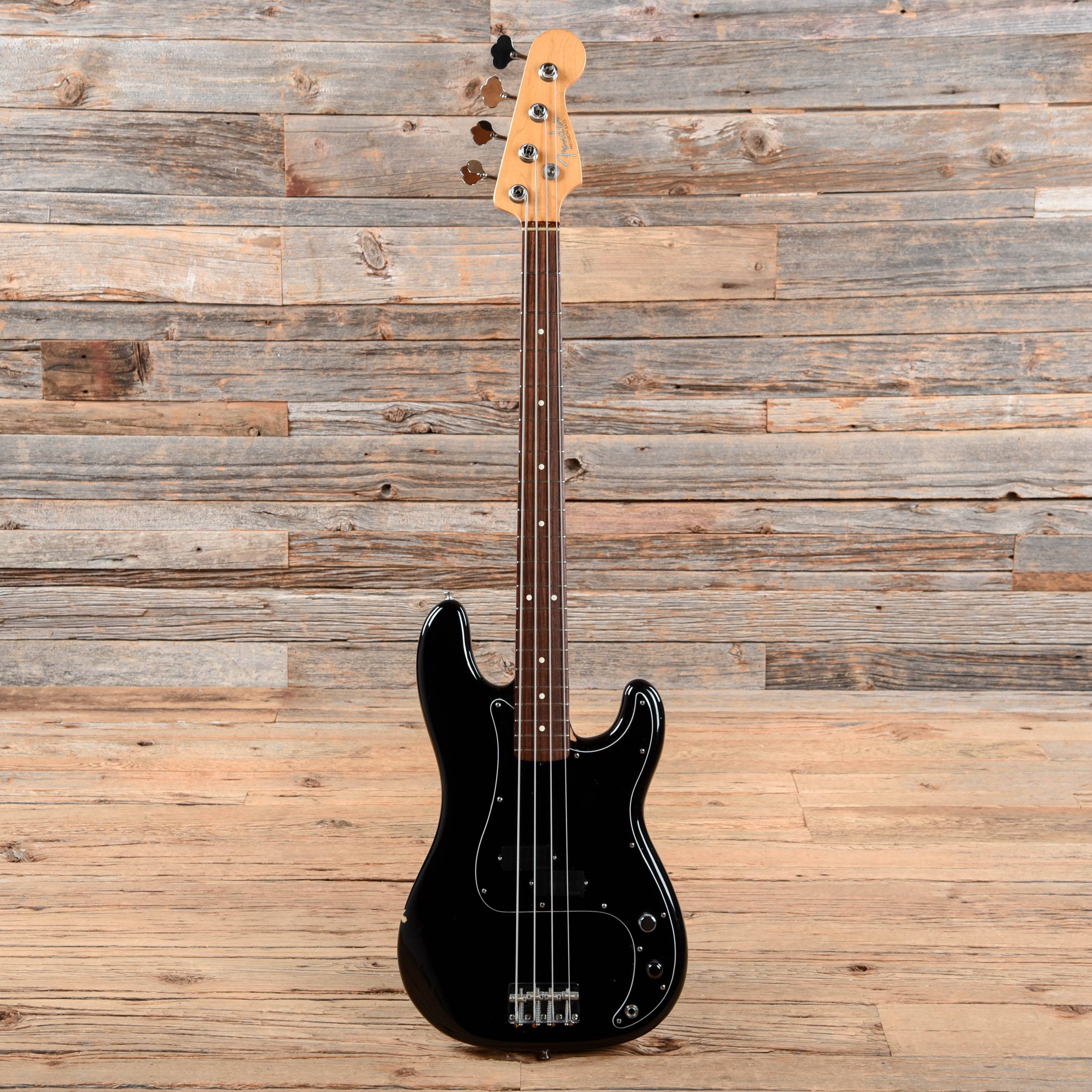 Fender American Vintage '62 Precision Bass Black 2005 – Chicago