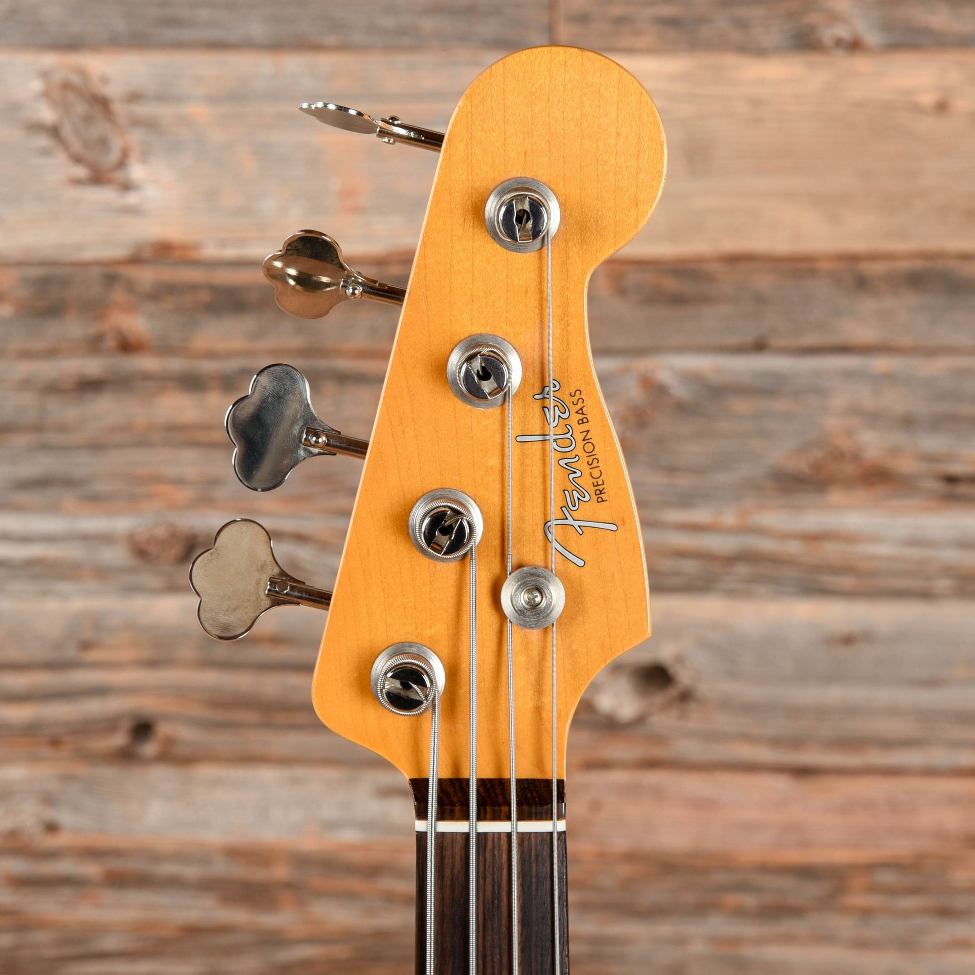 Fender American Vintage '62 Precision Bass Olympic White 2011 Bass Guitars / 4-String