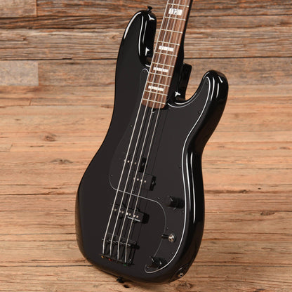 Fender Artist Duff McKagan Deluxe Precision Bass Black Bass Guitars / 4-String
