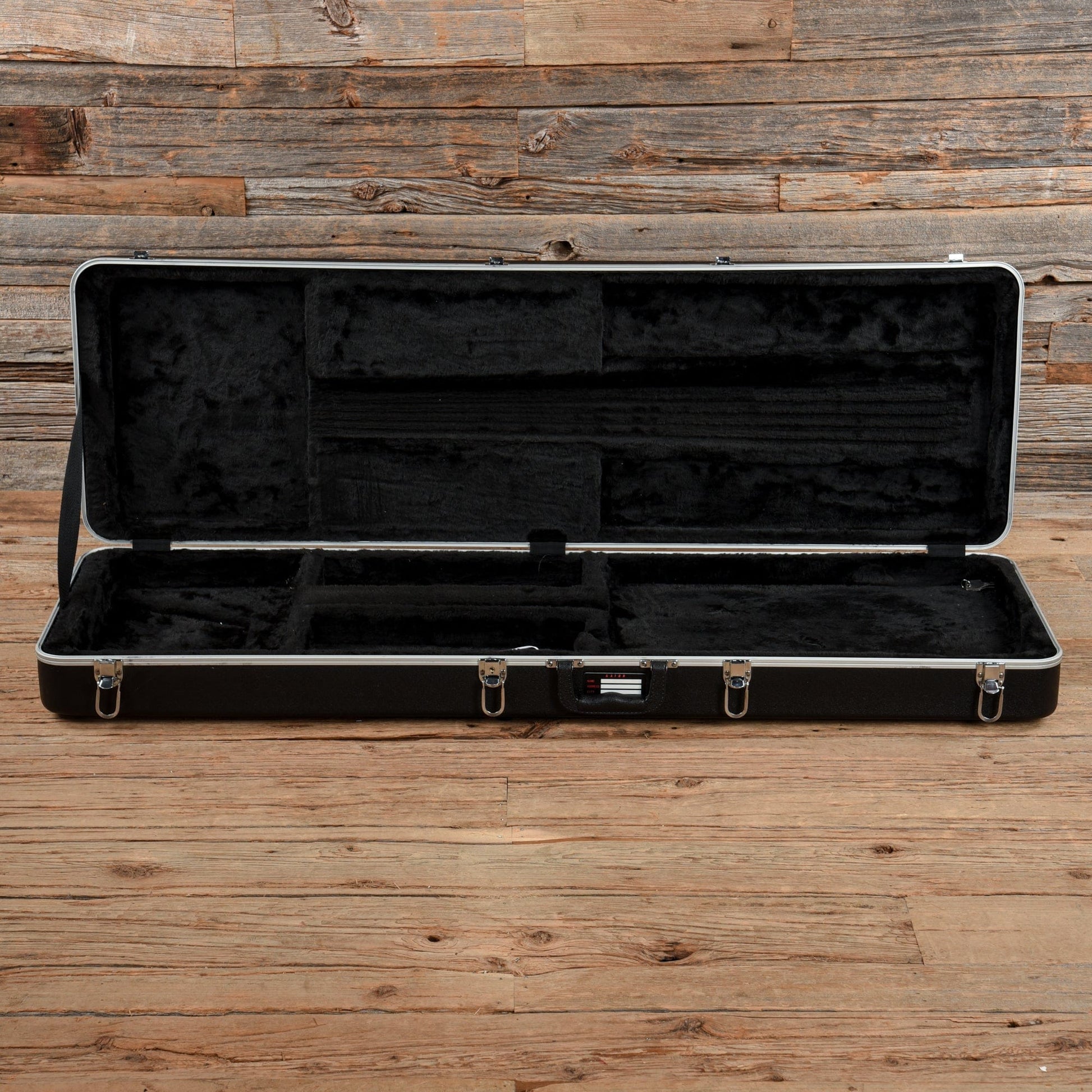 Fender Artist Duff Mckagan Signature Precision Bass Black Bass Guitars / 4-String