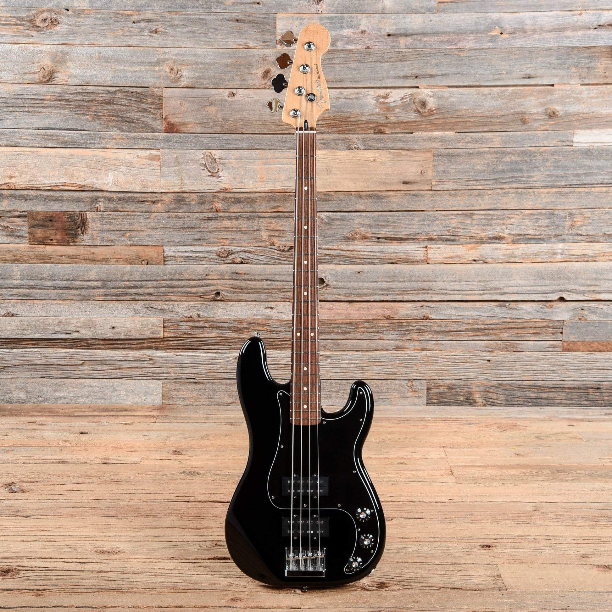 Fender Blacktop Precision Bass Black 2011 Bass Guitars / 4-String