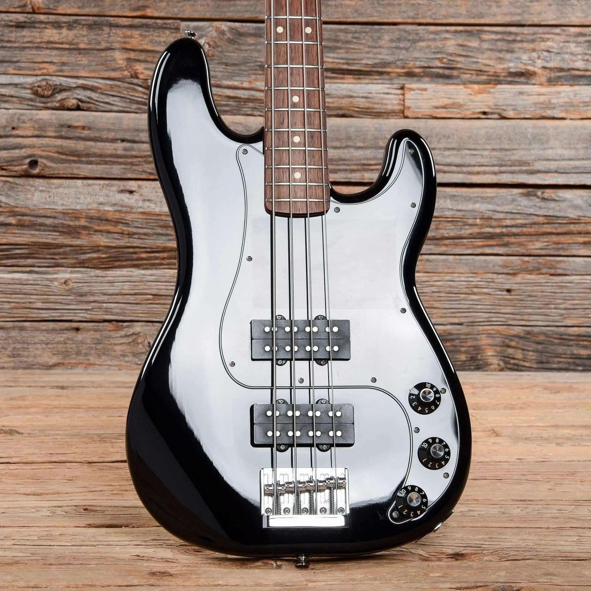 Fender Blacktop Precision Bass Black 2011 Bass Guitars / 4-String