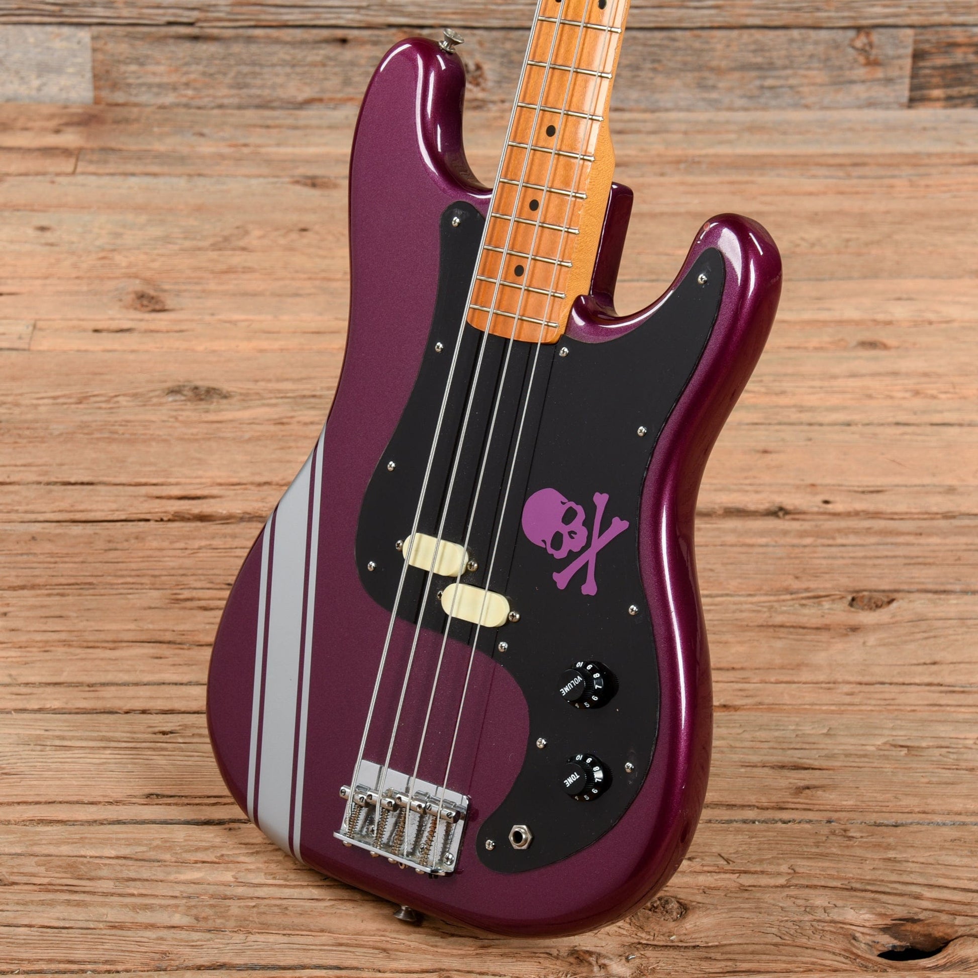 Fender Bullet Bass Deluxe Purple Refin 1982 Bass Guitars / 4-String
