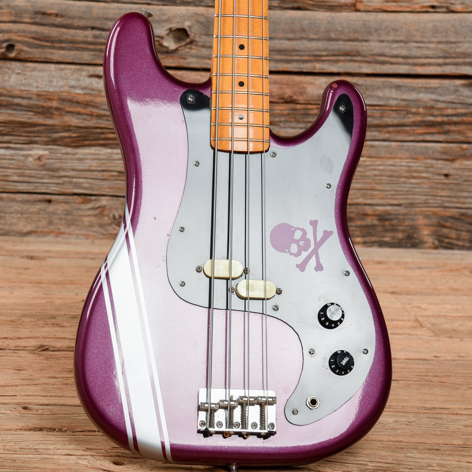 Fender Bullet Bass Deluxe Purple Refin 1982 Bass Guitars / 4-String