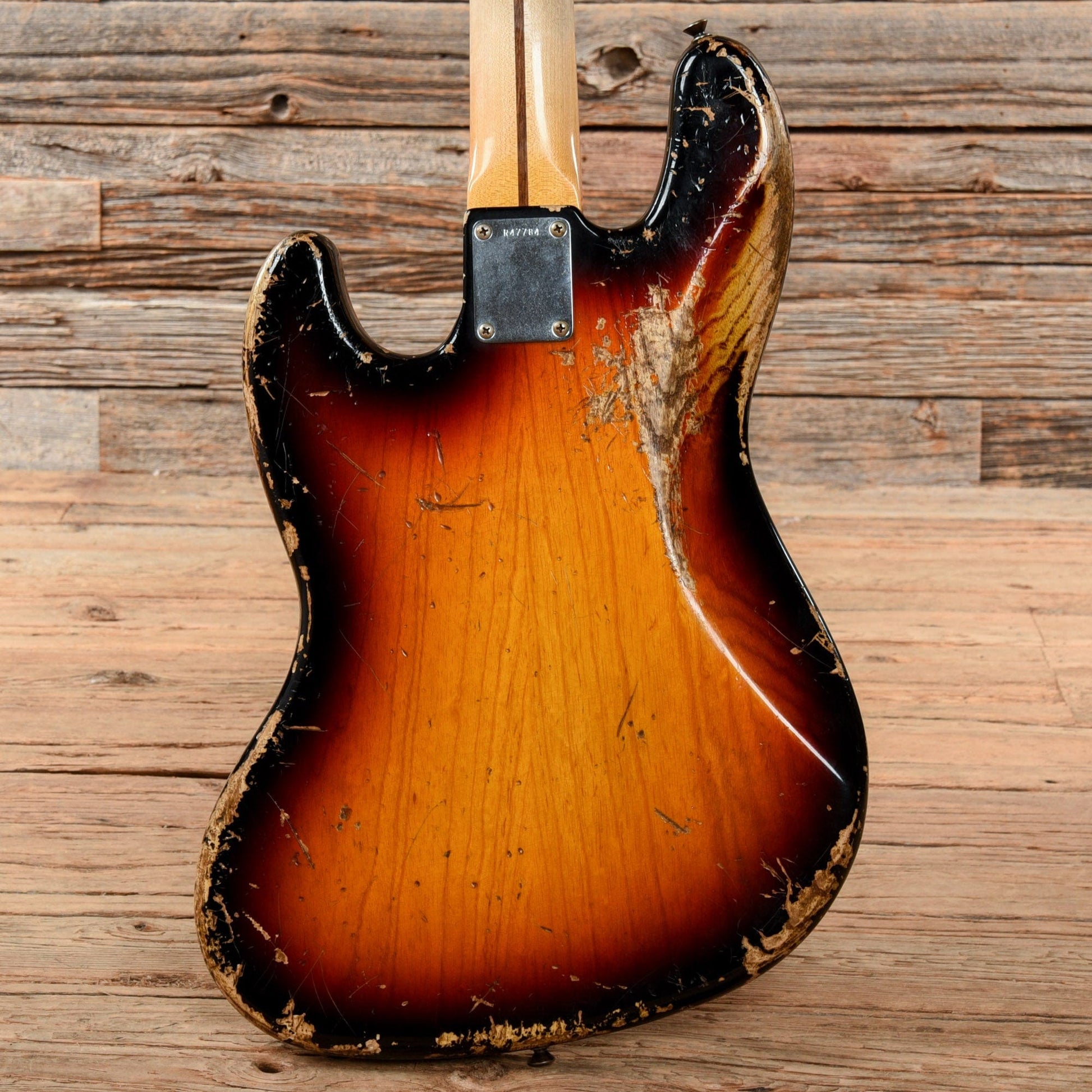 Fender Custom Shop 1964 Jazz Bass Relic Sunburst 2009 Bass Guitars / 4-String