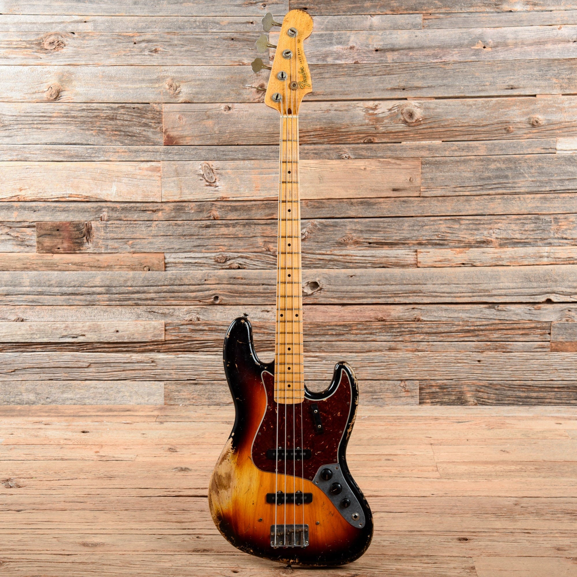 Fender Custom Shop 1964 Jazz Bass Relic Sunburst 2009 – Chicago