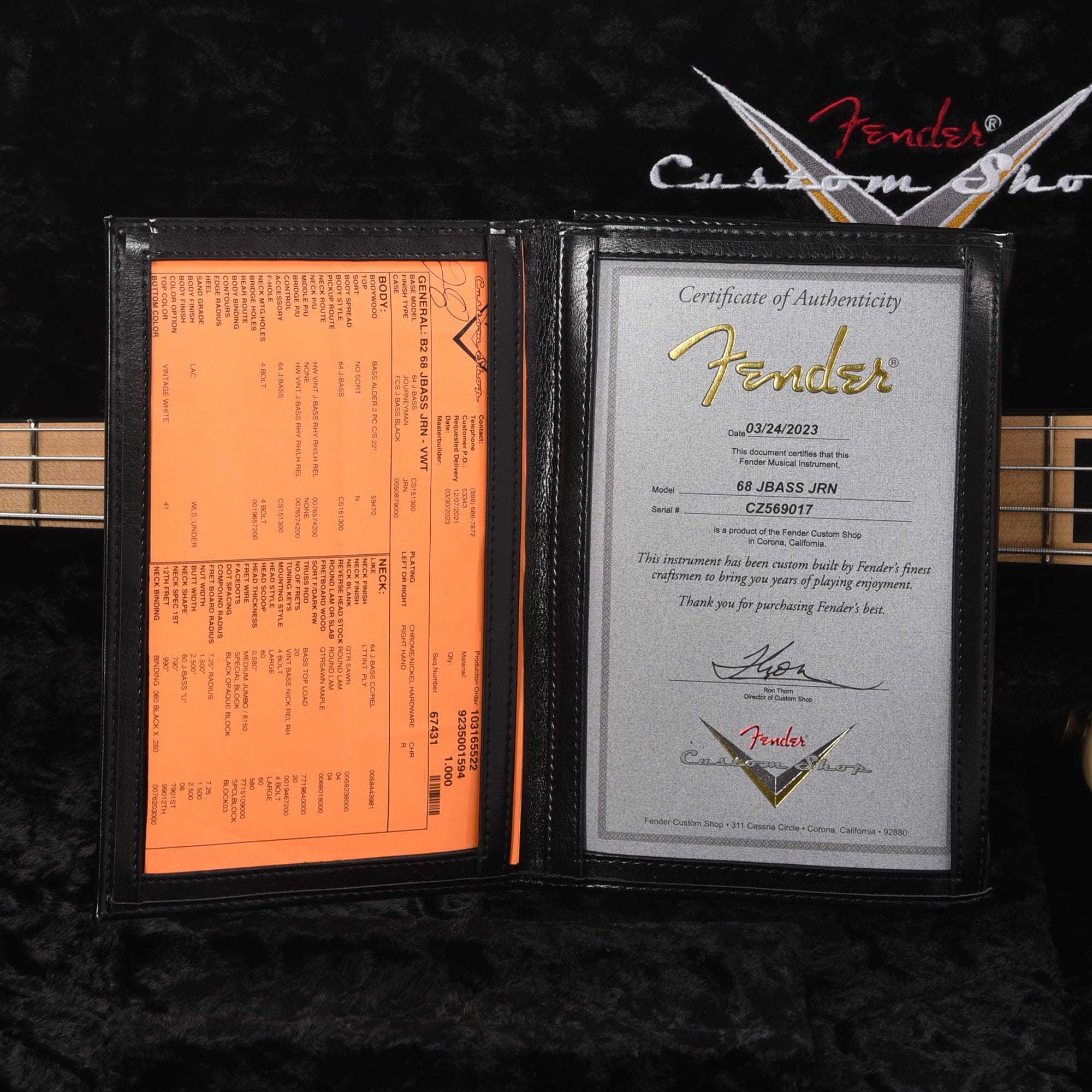 Fender Custom Shop 1968 Jazz Bass Journeyman Relic Vintage White Bass Guitars / 4-String