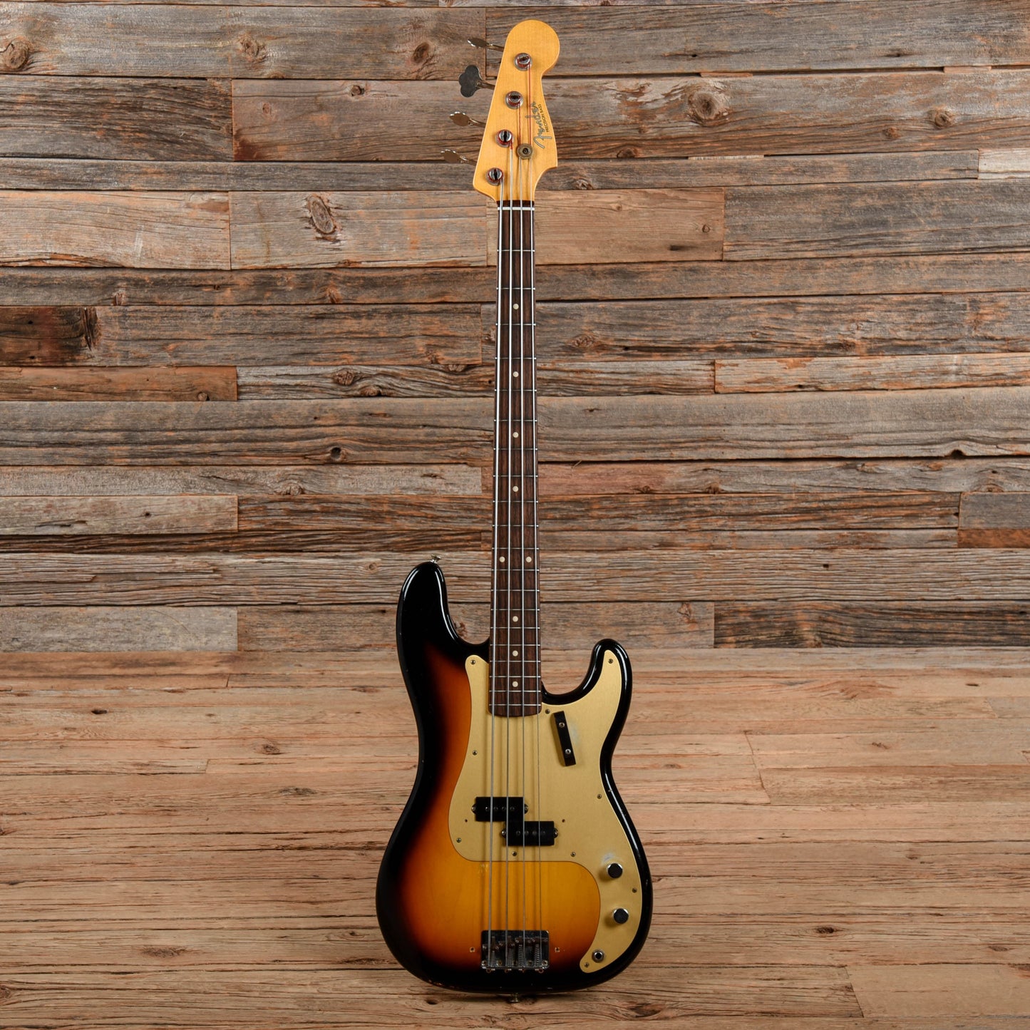 Fender Custom Shop '59 Precision Bass Relic Sunburst 2015 Bass Guitars / 4-String