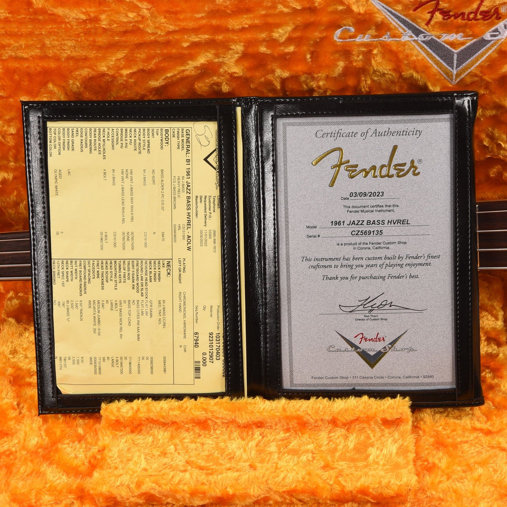 Fender Custom Shop Time Machine 1961 Jazz Bass Heavy Relic Aged Olympic White Bass Guitars / 4-String