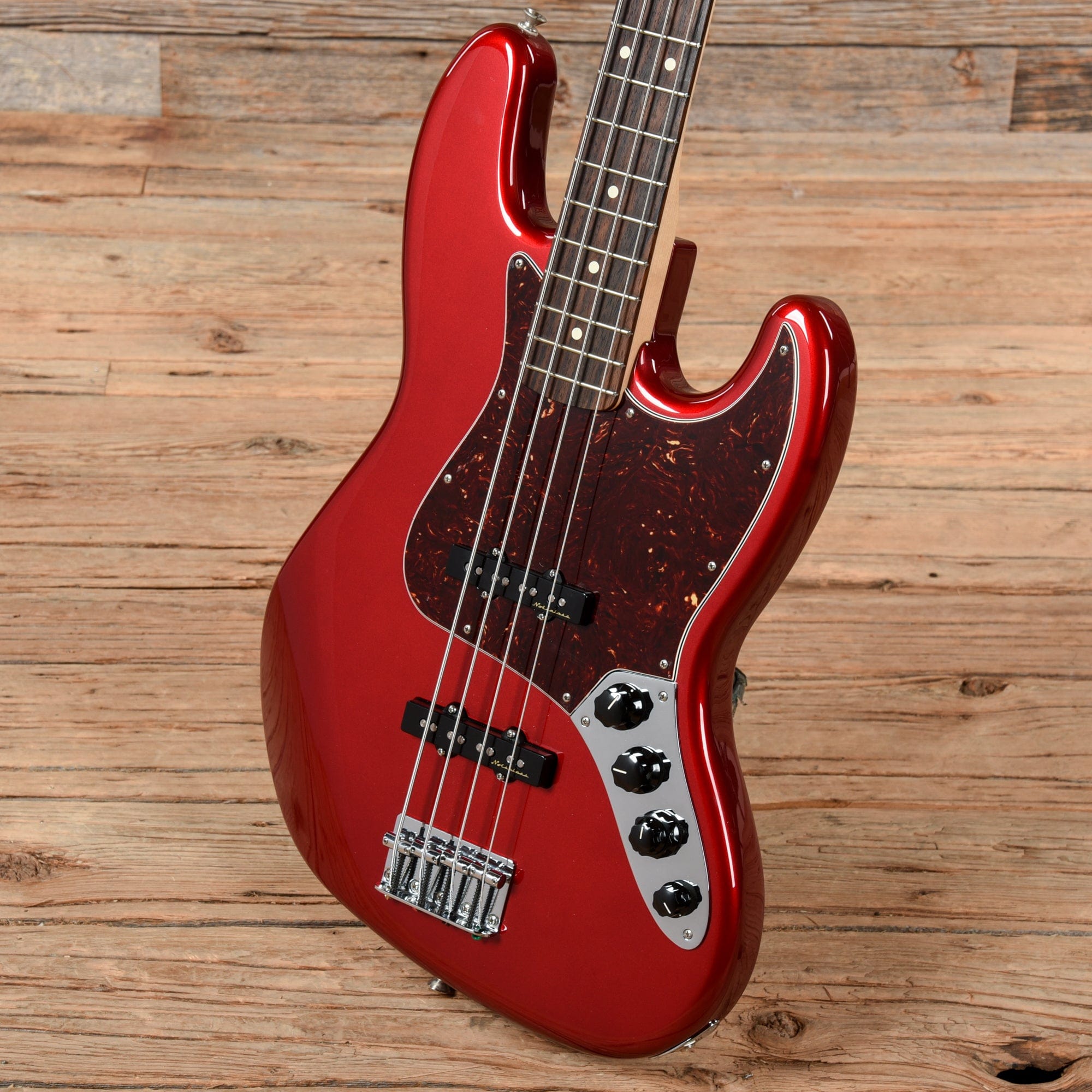 Fender Deluxe Active Jazz Bass  2016 Bass Guitars / 4-String