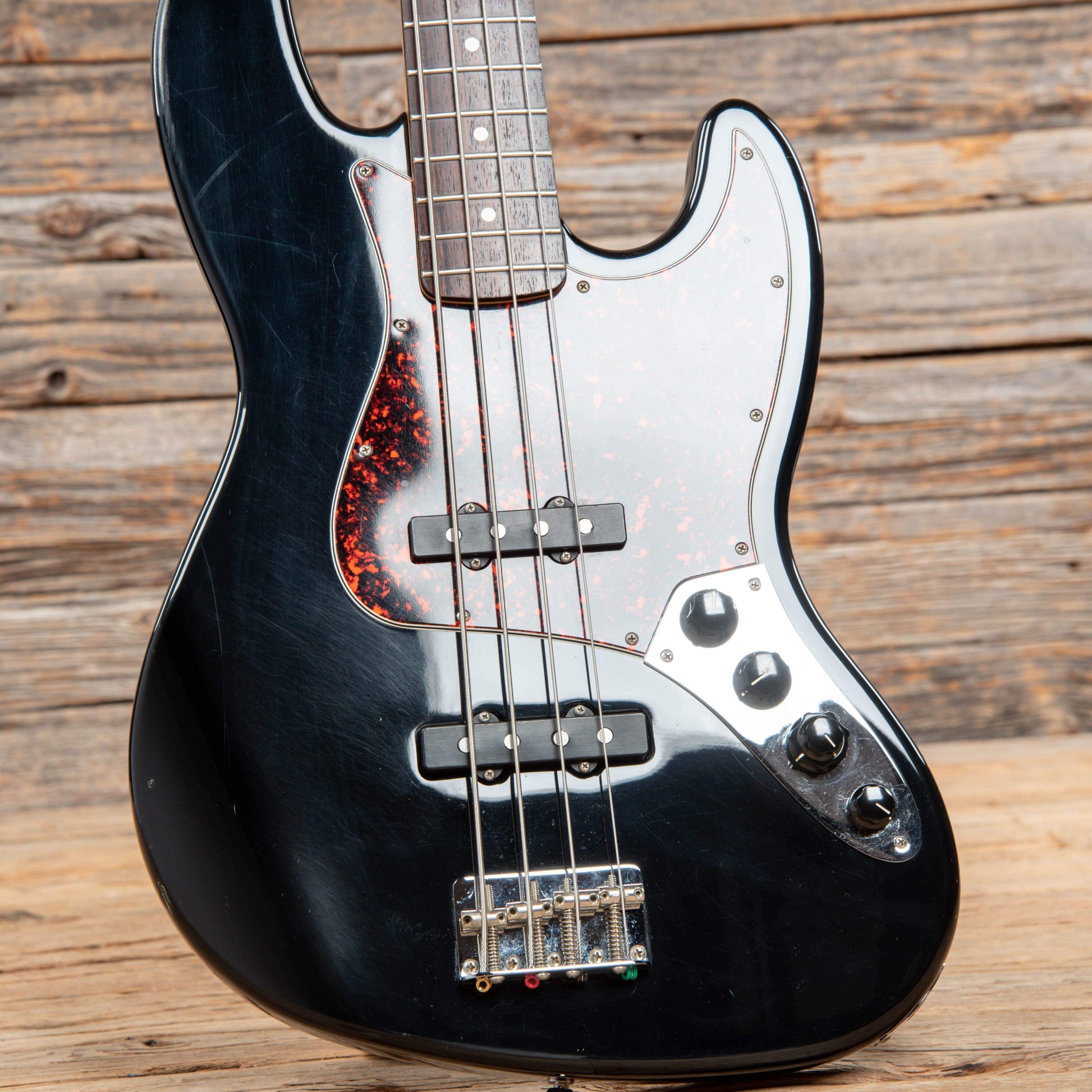 Fender Deluxe Active Jazz Bass Black 2003 Bass Guitars / 4-String