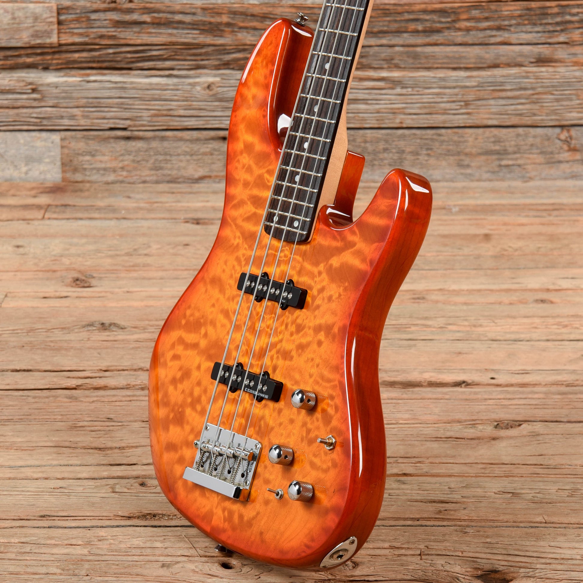 Fender Deluxe Jazz Bass 24 Quilted Maple Bass Guitars / 4-String