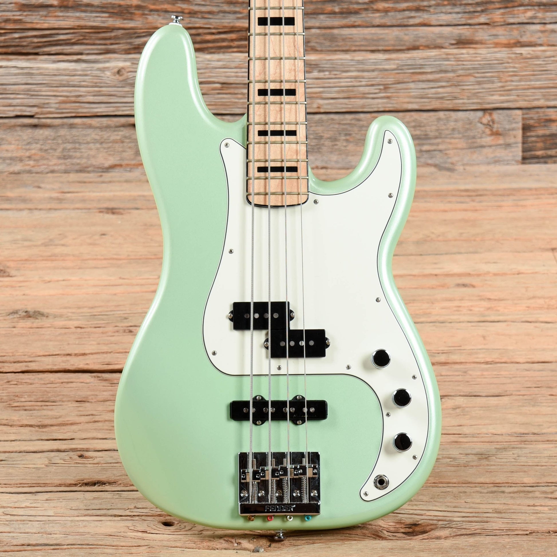 Fender FSR Deluxe Precision Bass Special Sea Foam Pearl 2018 Bass Guitars / 4-String