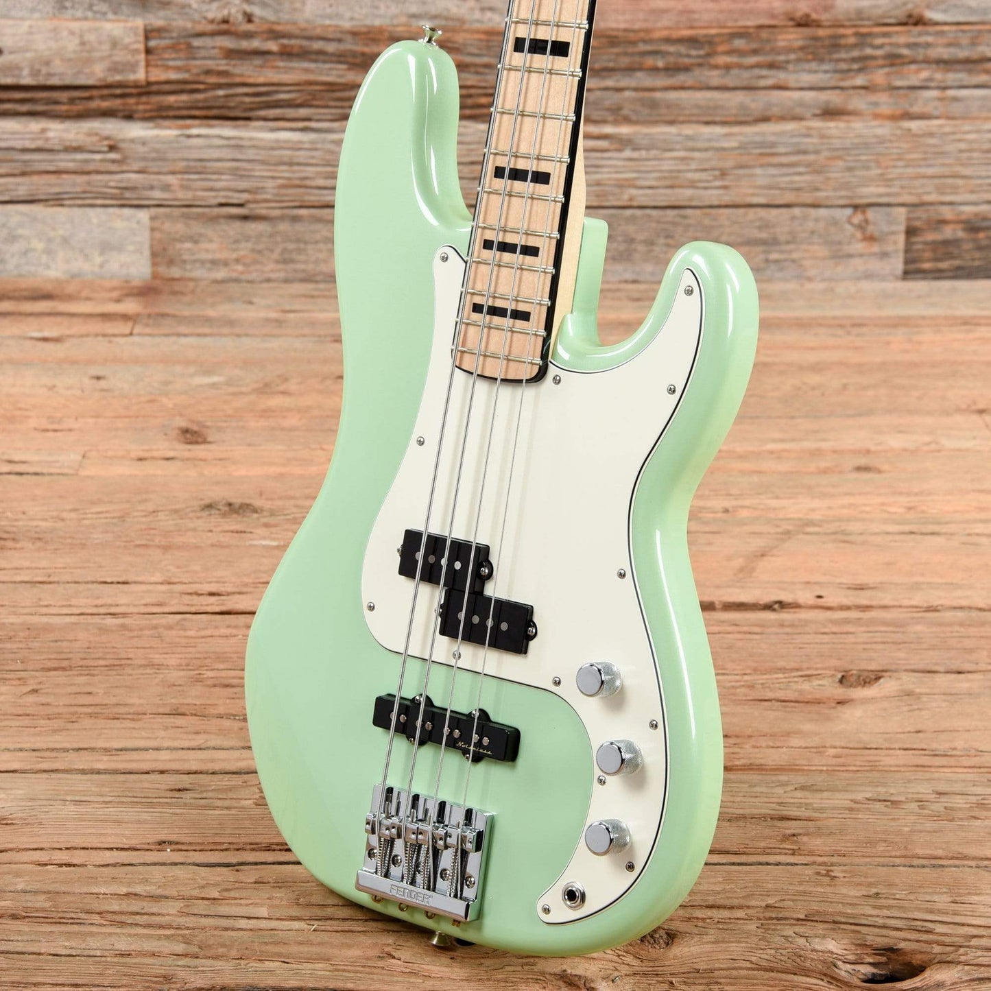 Fender FSR Deluxe Precision Bass Special Seafoam Green Metallic 2020 Bass Guitars / 4-String