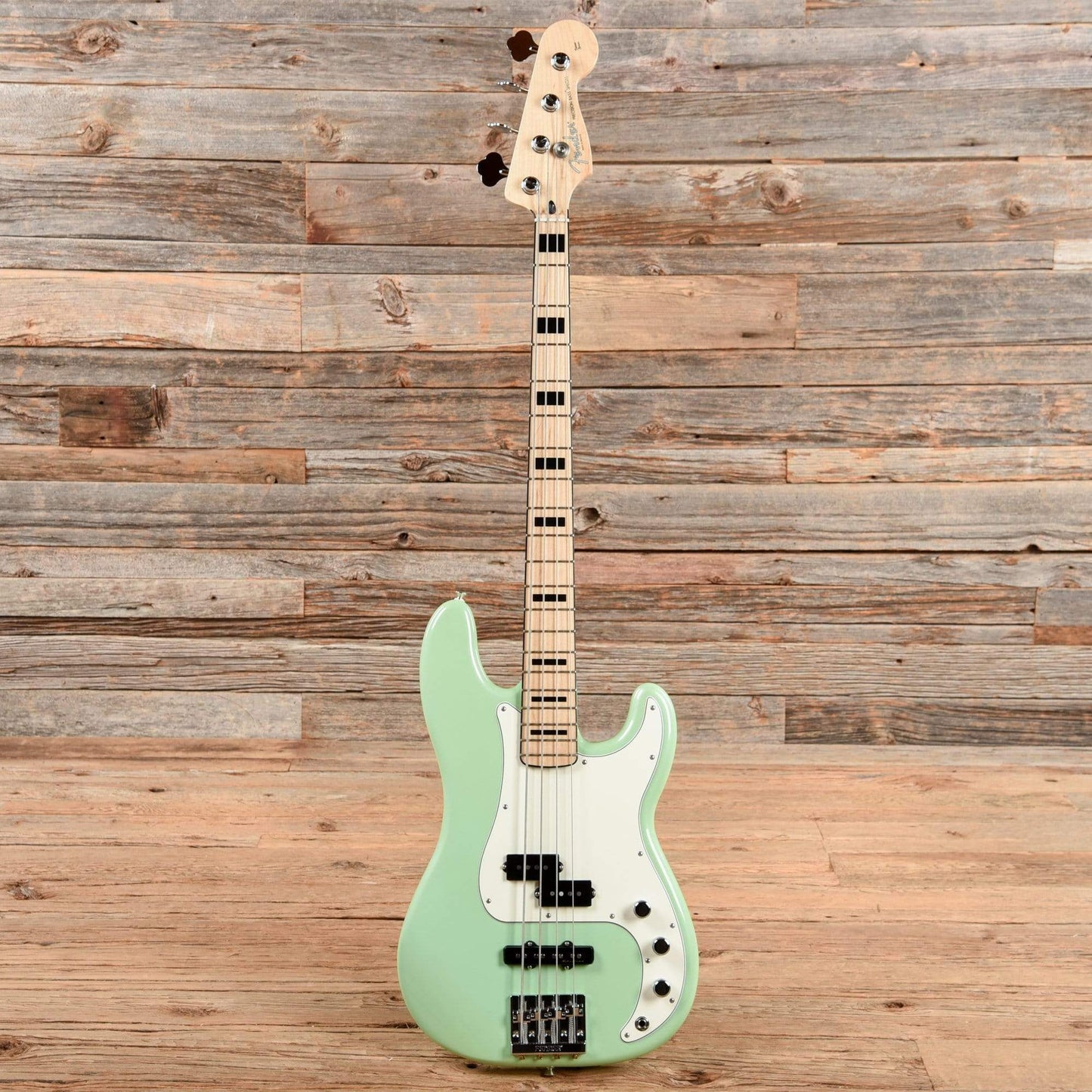 Fender FSR Deluxe Precision Bass Special Seafoam Green Metallic 2020 Bass Guitars / 4-String
