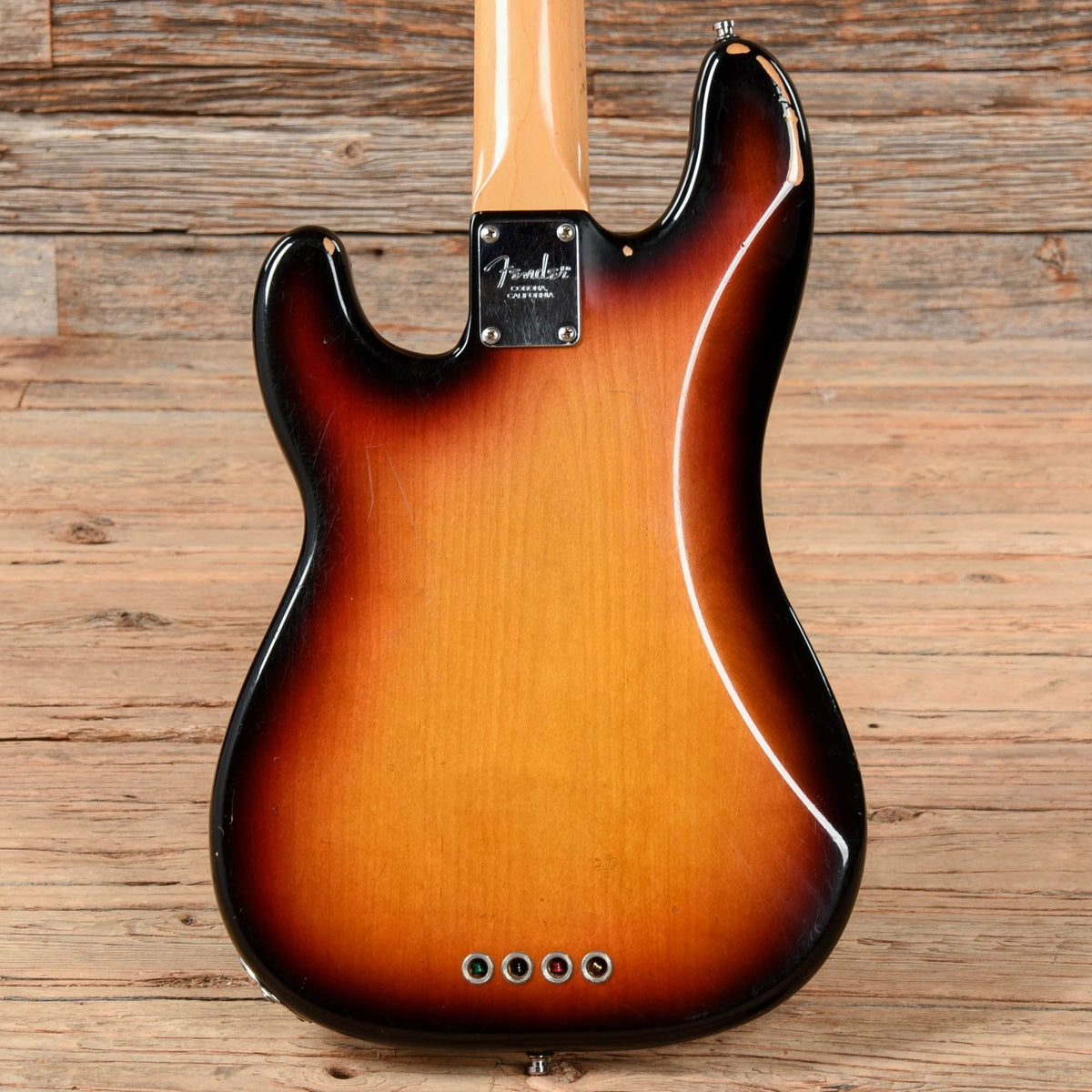 Fender Hot Rodded Precision Bass Sunburst 1998 – Chicago Music Exchange