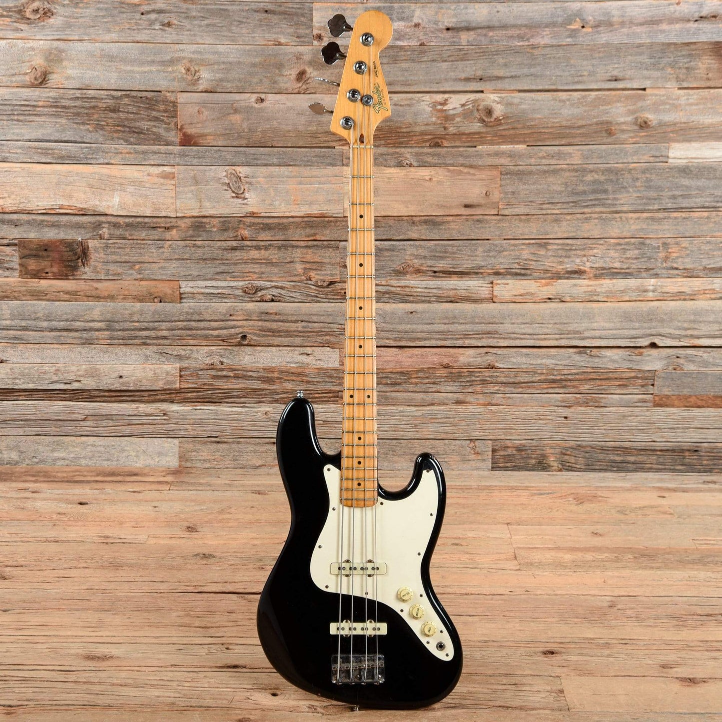 Fender Jazz Bass  1983 Bass Guitars / 4-String