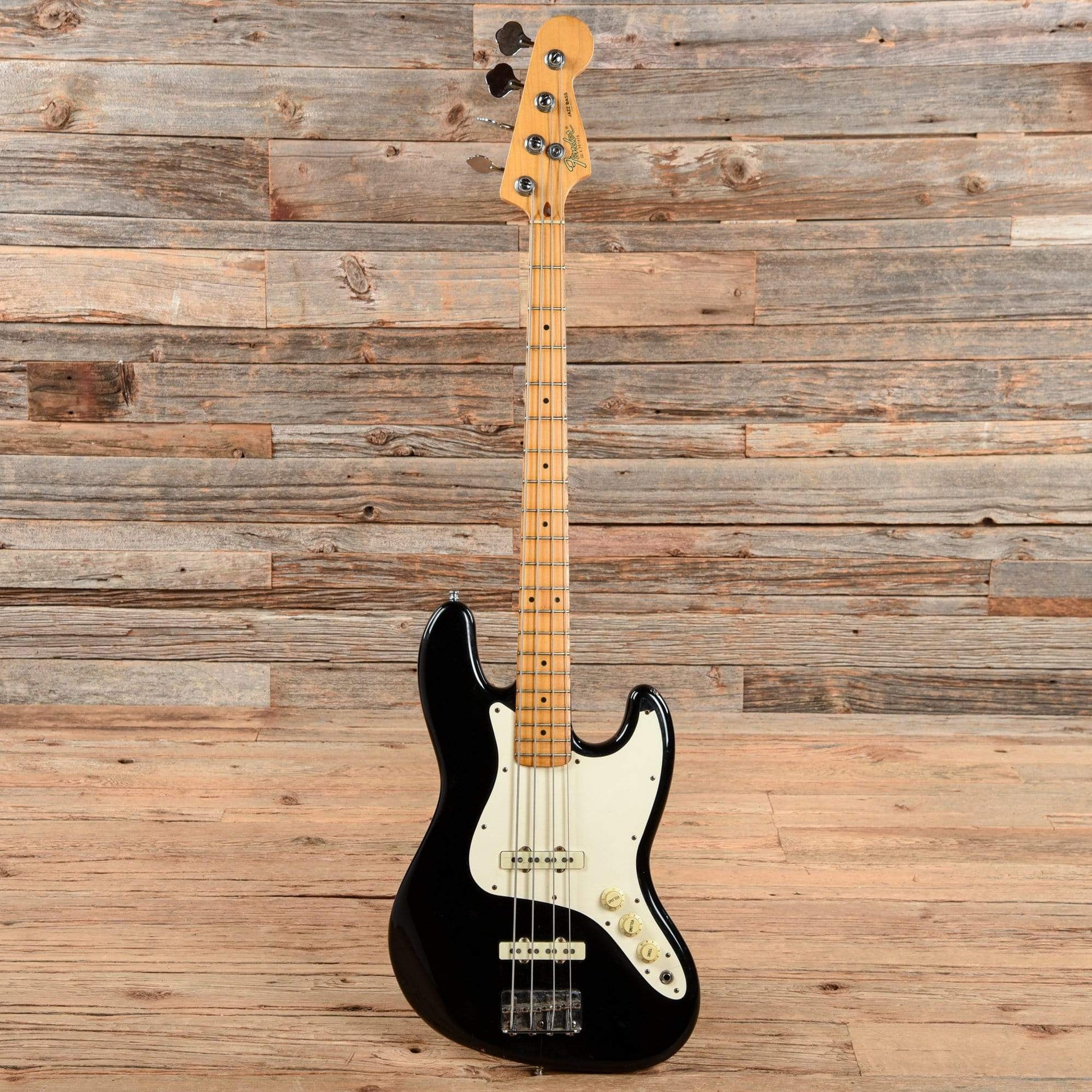 Fender Jazz Bass  1983 Bass Guitars / 4-String
