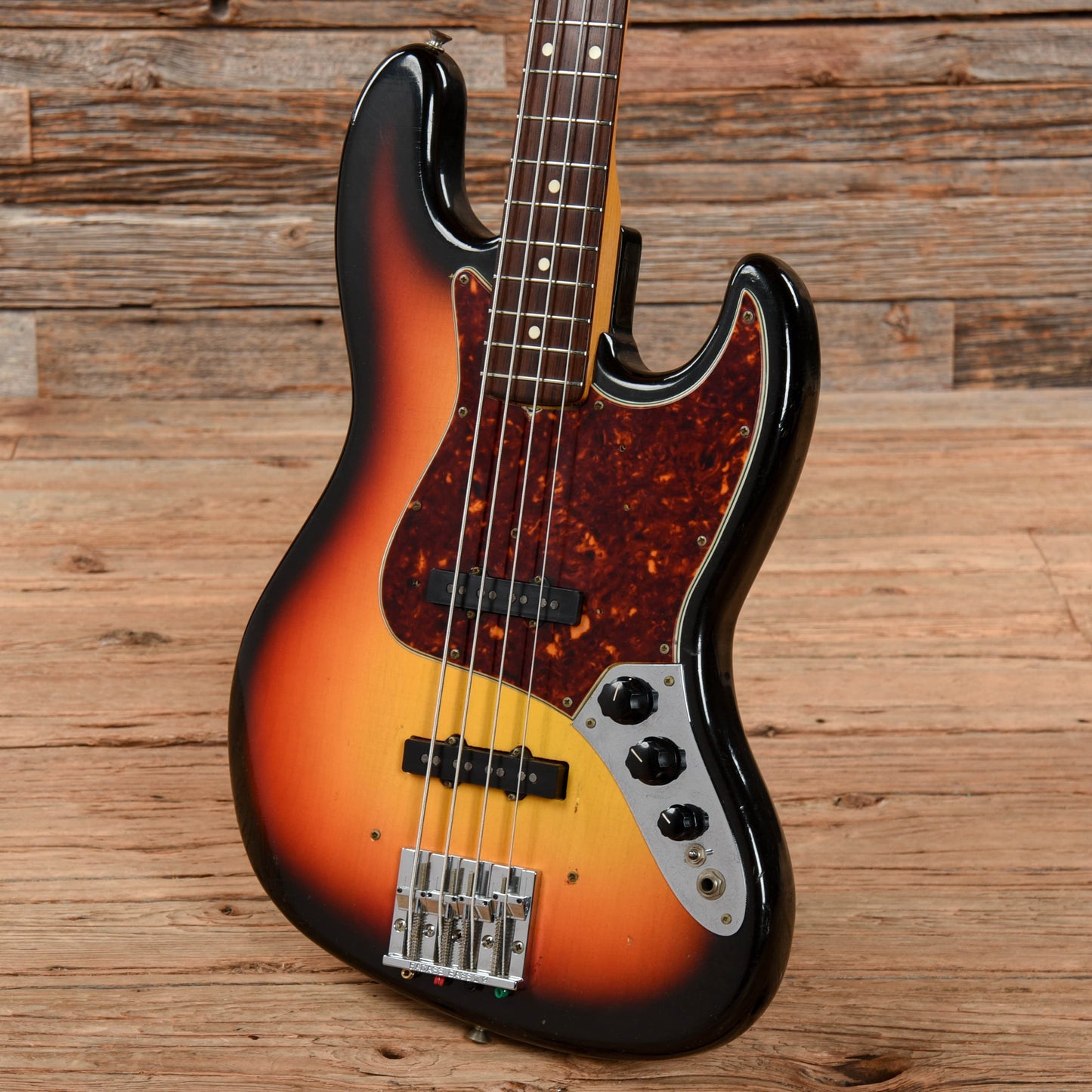 Fender Jazz Bass 3 Color Sunburst 1964 Bass Guitars / 4-String