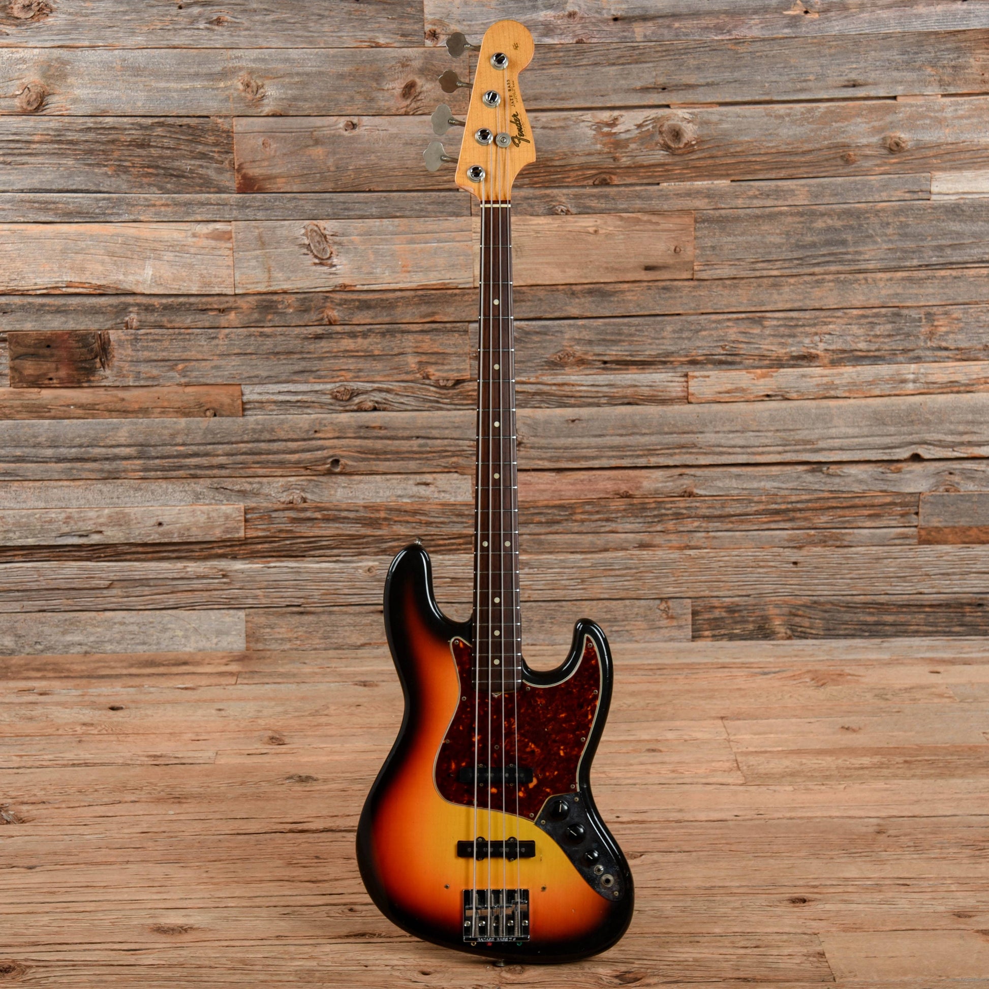 Fender Jazz Bass 3 Color Sunburst 1964 Bass Guitars / 4-String
