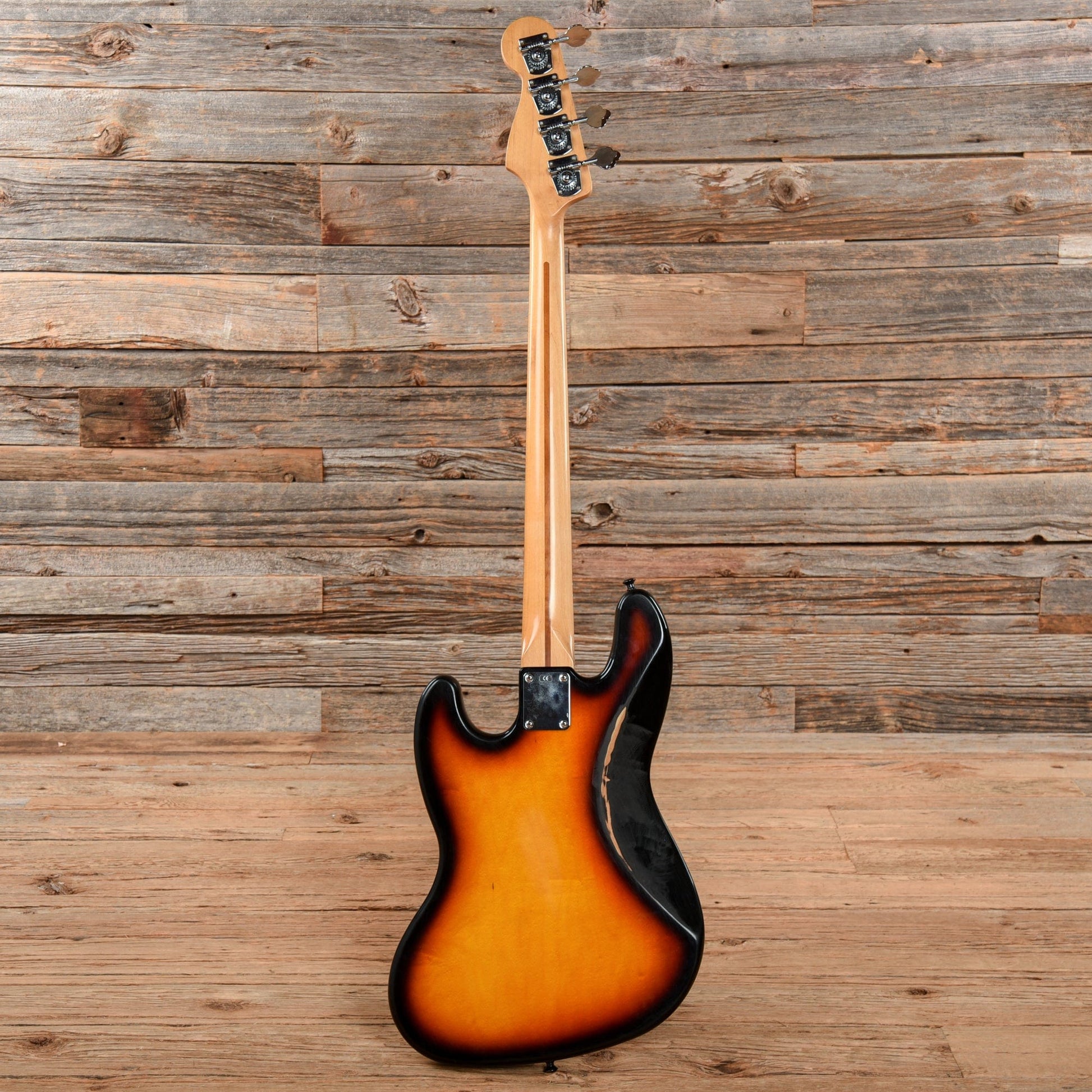 Fender Jazz Bass 3 Color Sunburst 1999 Bass Guitars / 4-String