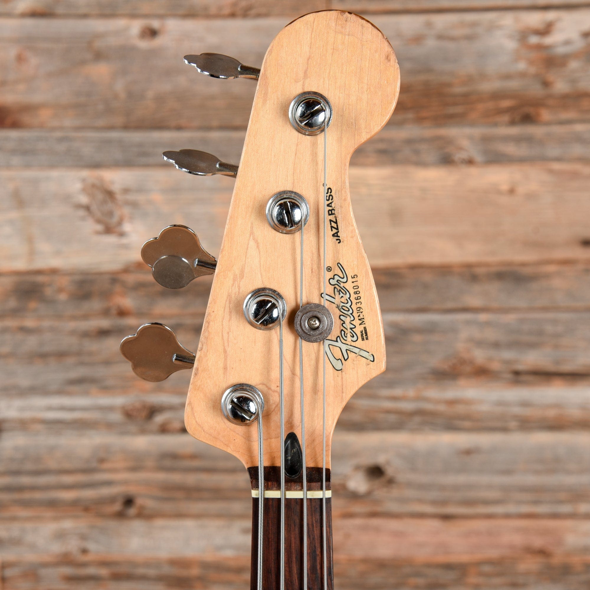 Fender Jazz Bass 3 Color Sunburst 1999 Bass Guitars / 4-String