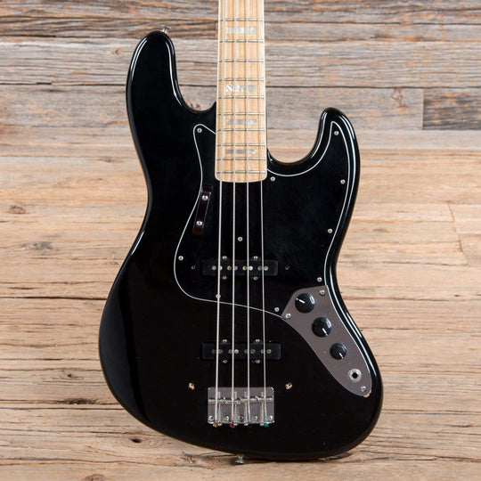 Fender Jazz Bass Black 1977 Bass Guitars / 4-String