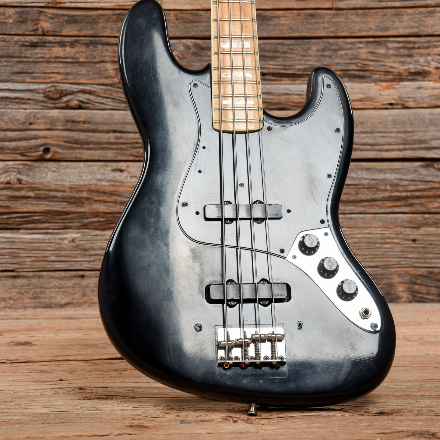 Fender Jazz Bass Black 1977 Bass Guitars / 4-String