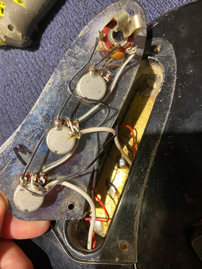 Fender Jazz Bass Black 1977 Bass Guitars / 4-String