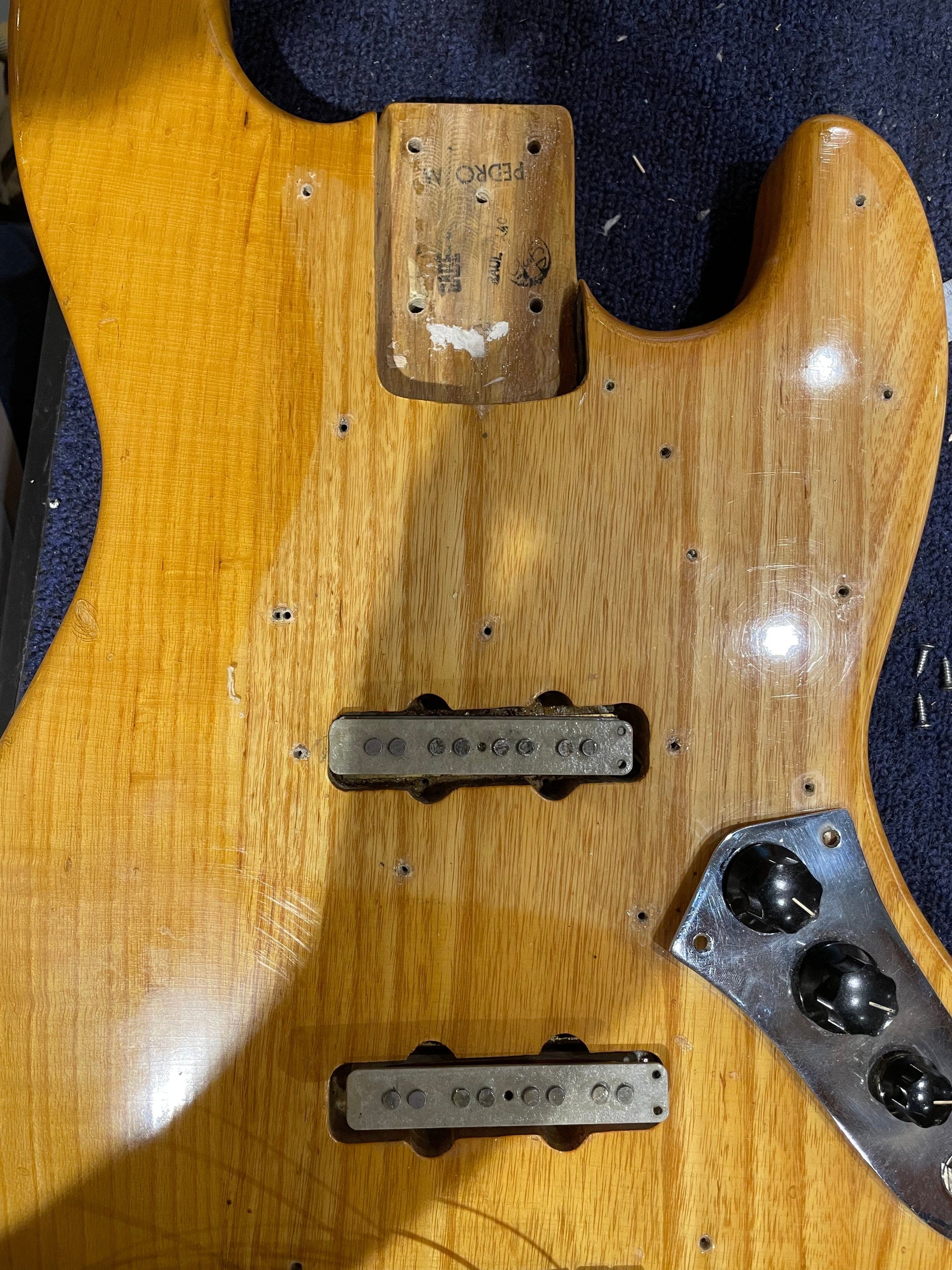 Fender Jazz Bass Natural 1972 Bass Guitars / 4-String