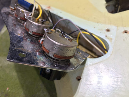 Fender Jazz Bass Sonic Blue 1970 Bass Guitars / 4-String